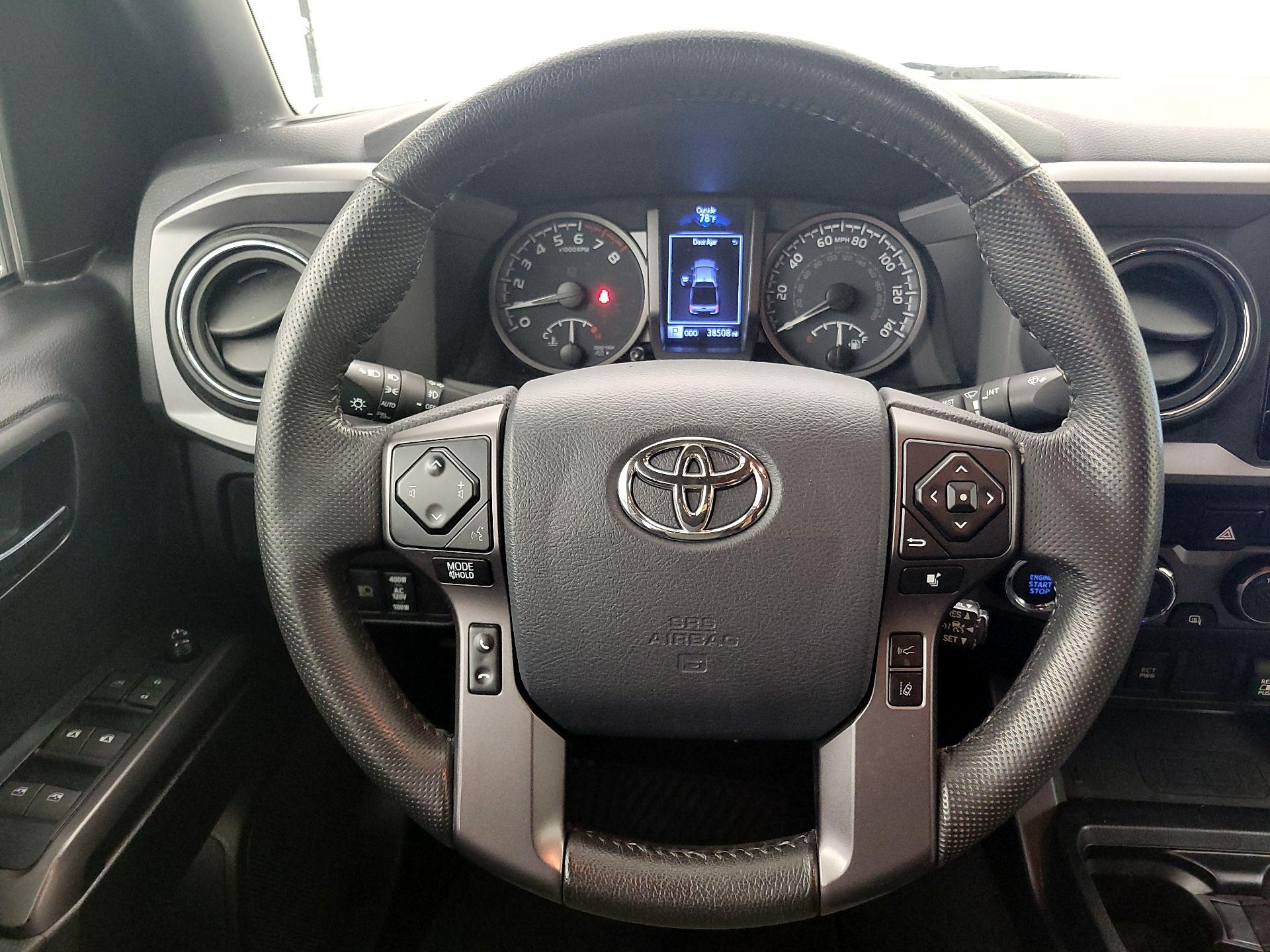 Thumbnail: 2020 Toyota Tacoma - 10