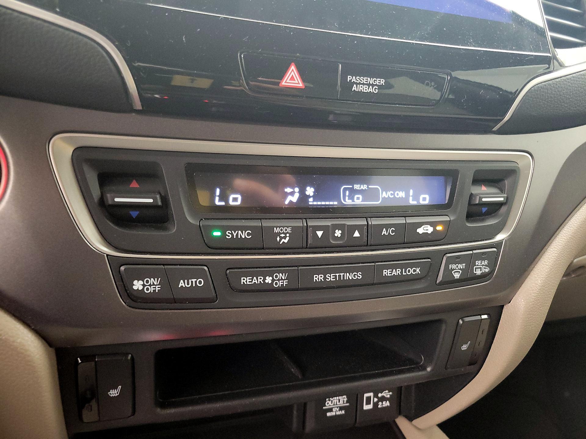 Thumbnail: 2021 Honda Pilot - 16