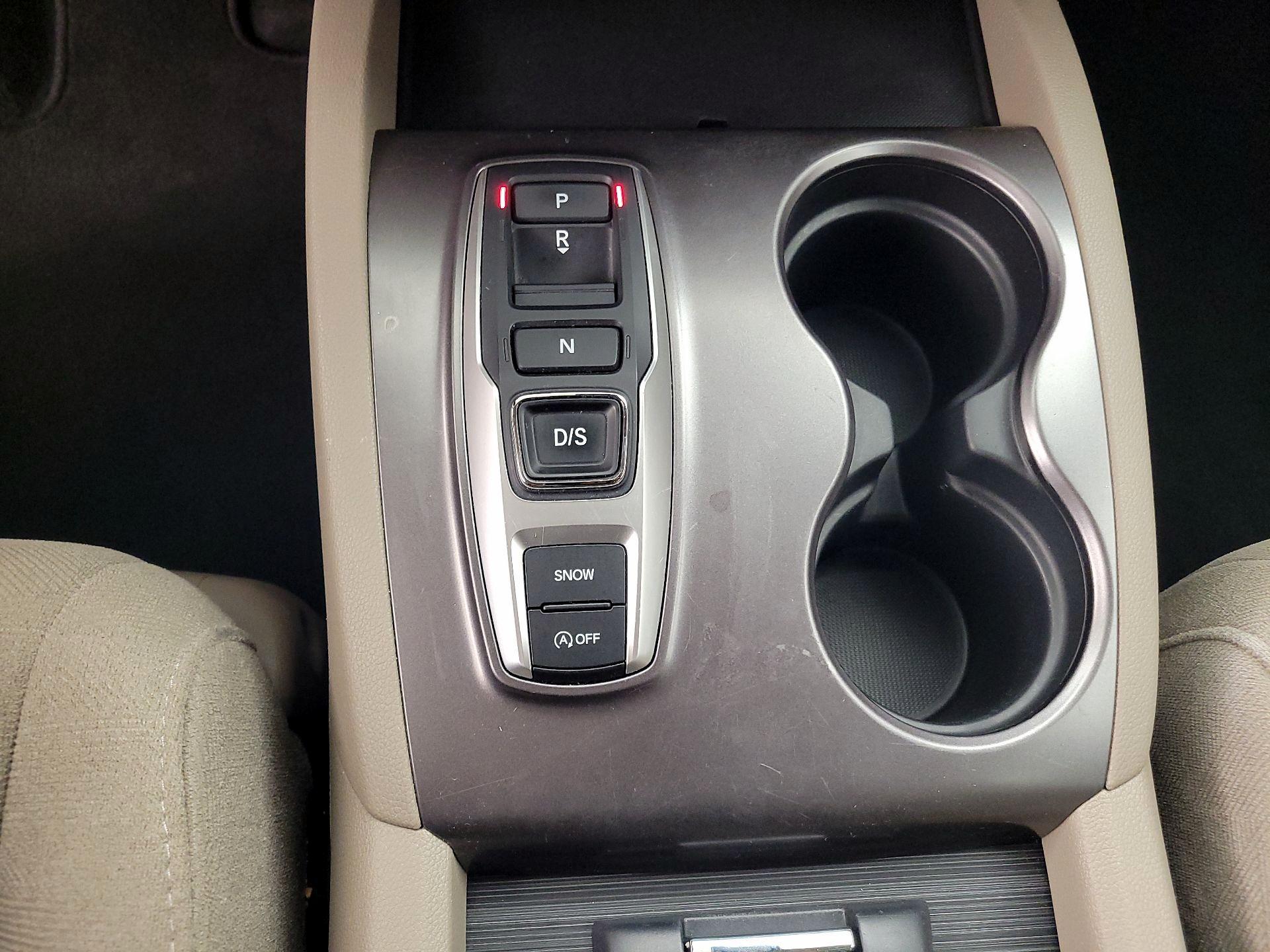 Thumbnail: 2021 Honda Pilot - 17