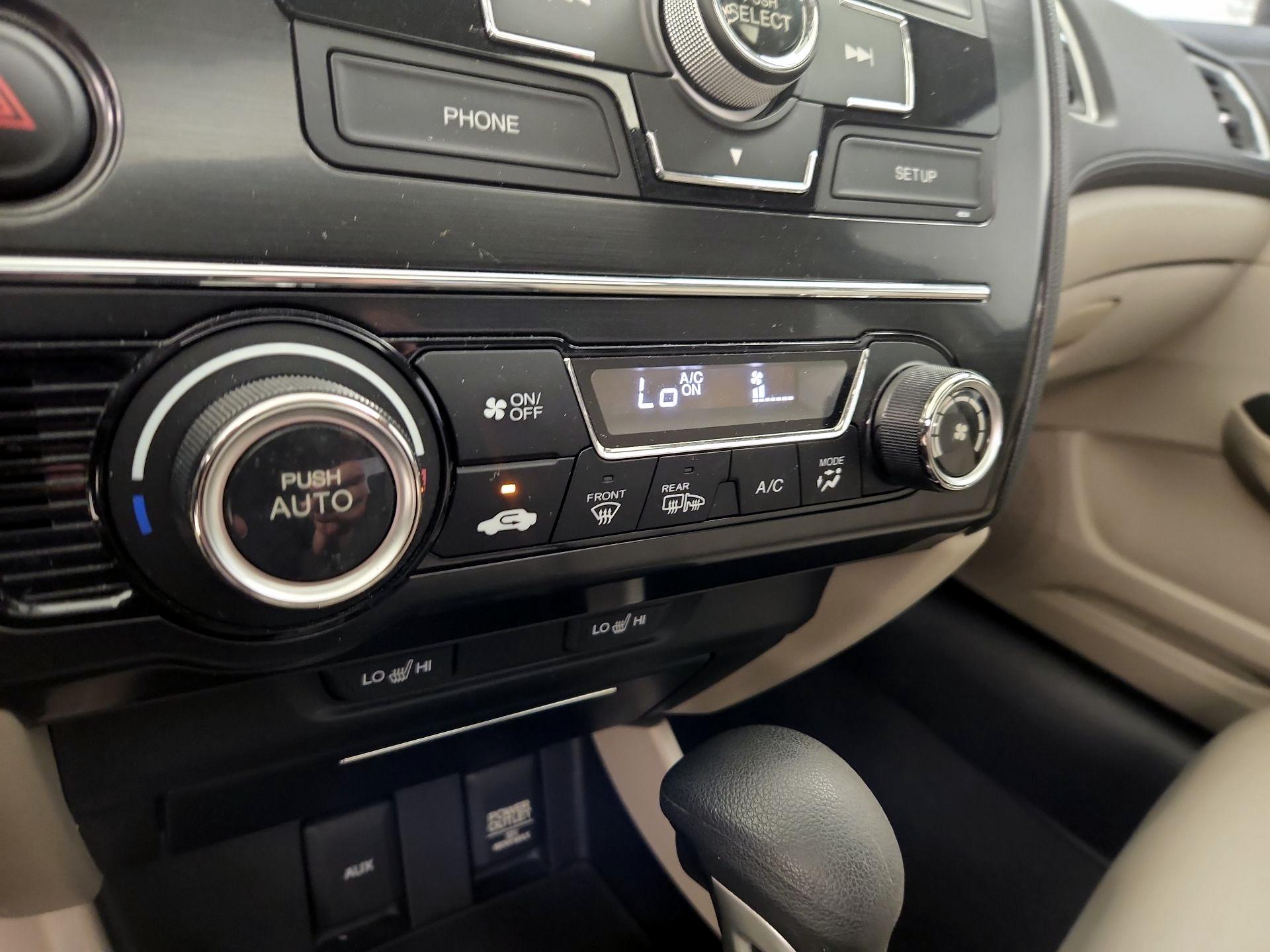 Thumbnail: 2013 Honda Civic - 16