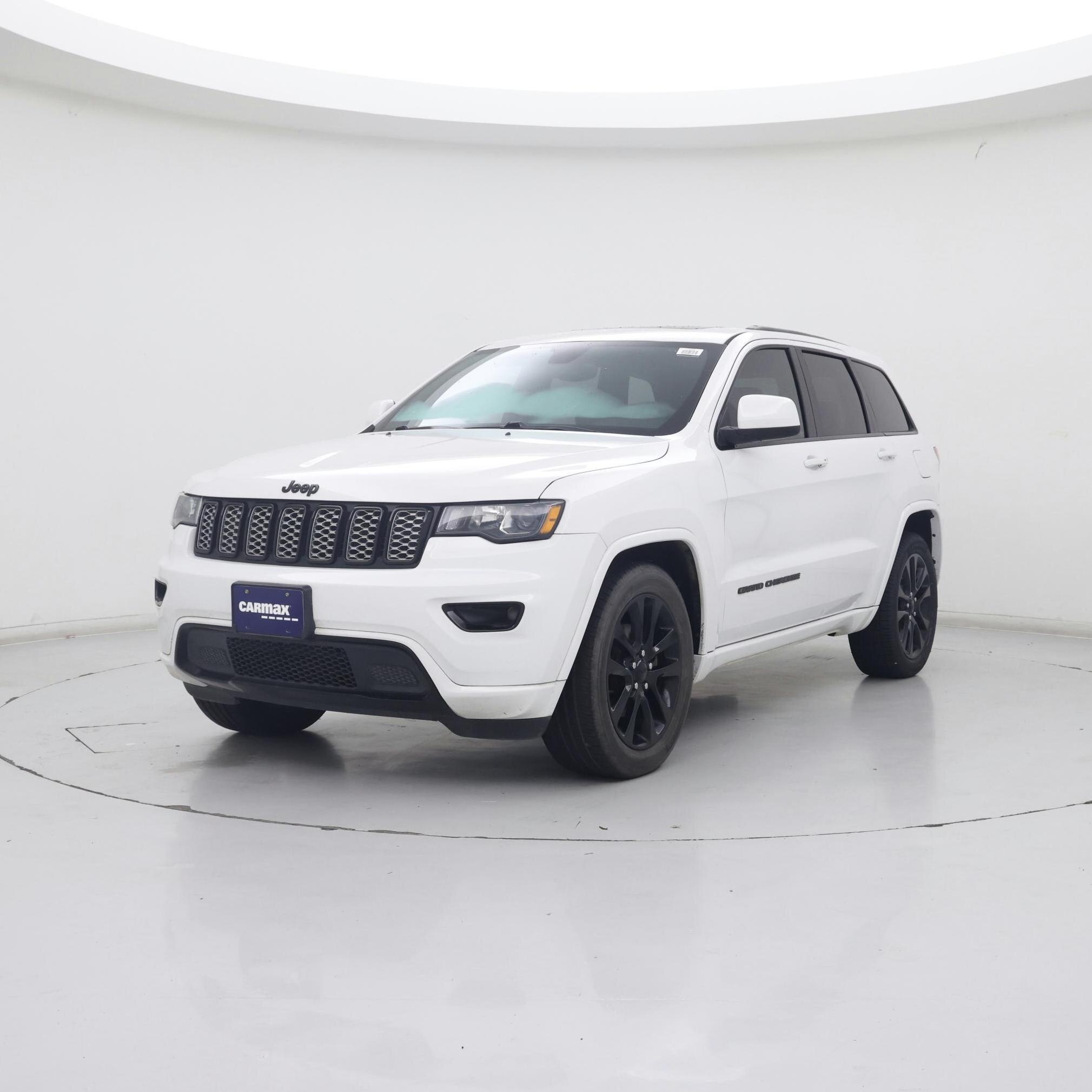 Thumbnail: 2017 Jeep Grand Cherokee - 4