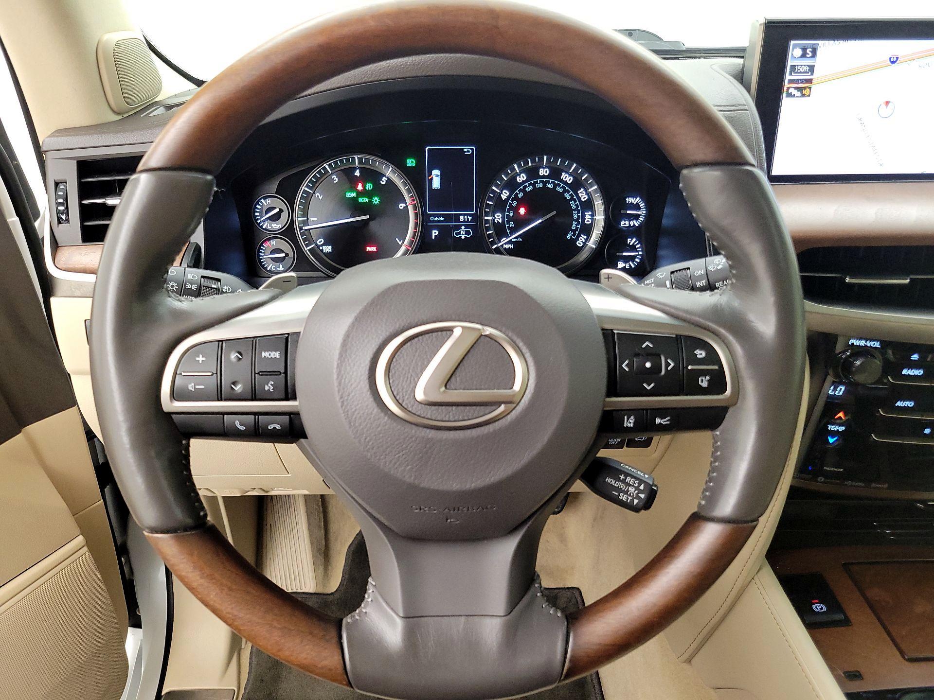 Thumbnail: 2020 Lexus LX - 10
