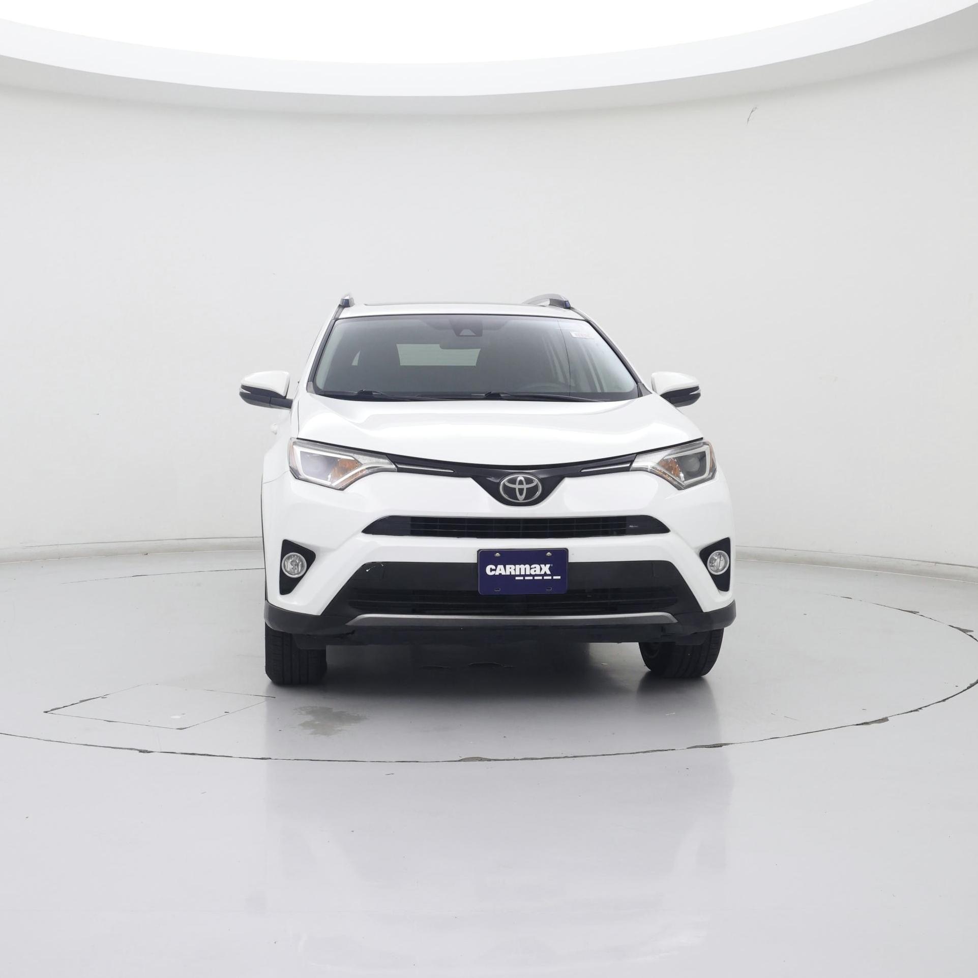 Thumbnail: 2018 Toyota RAV4 - 5