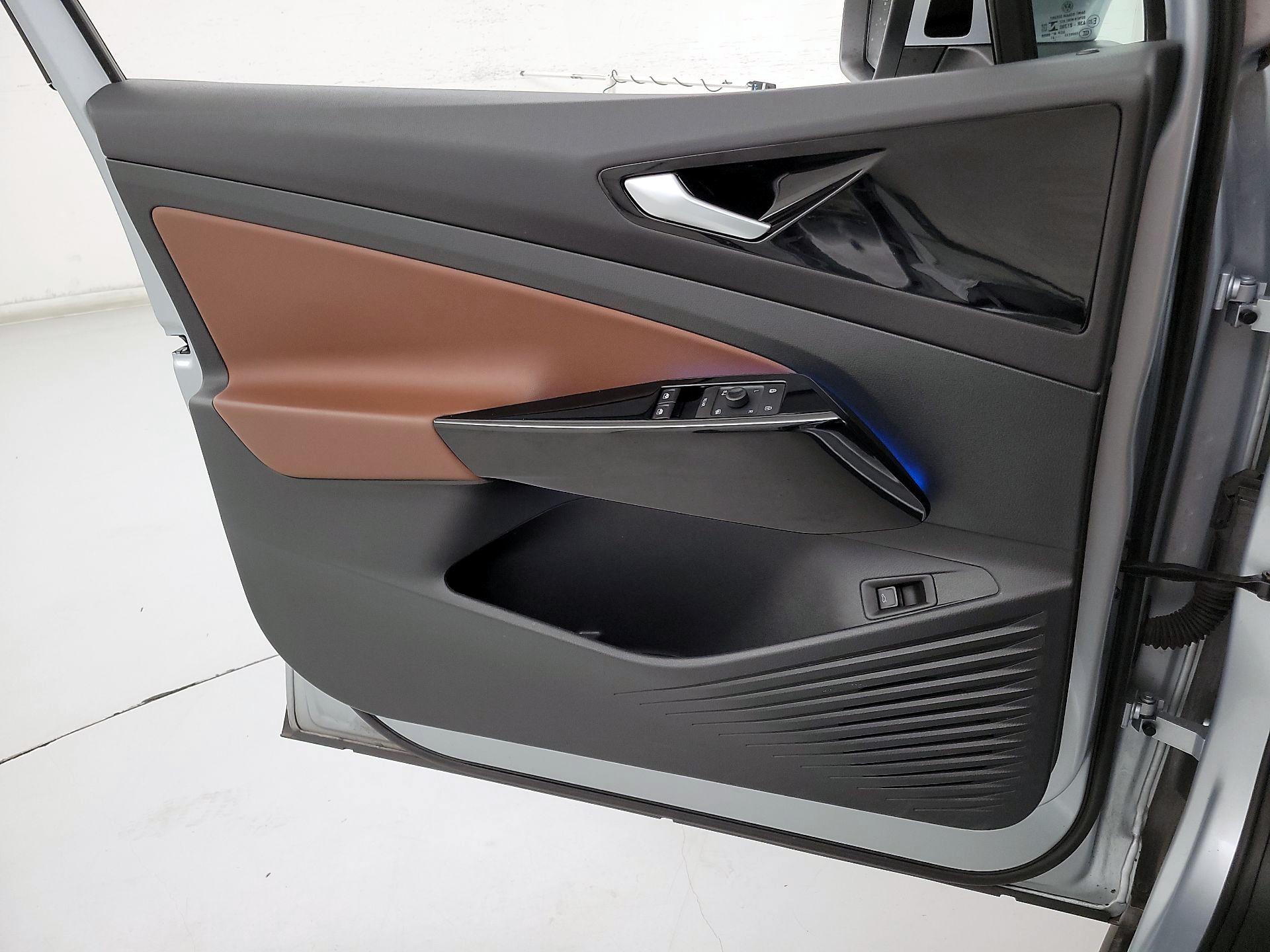 Thumbnail: 2021 Volkswagen ID.4 - 12