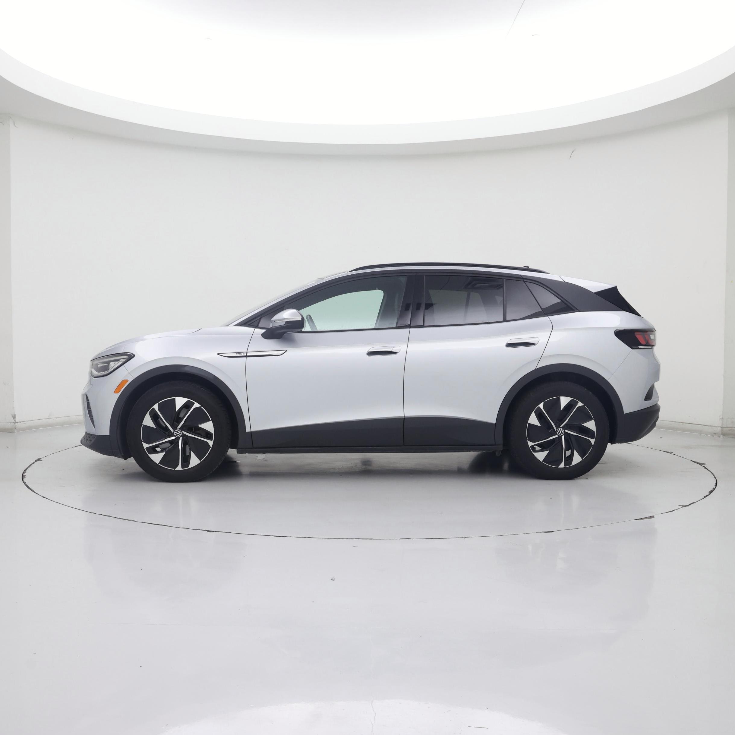 Thumbnail: 2021 Volkswagen ID.4 - 3