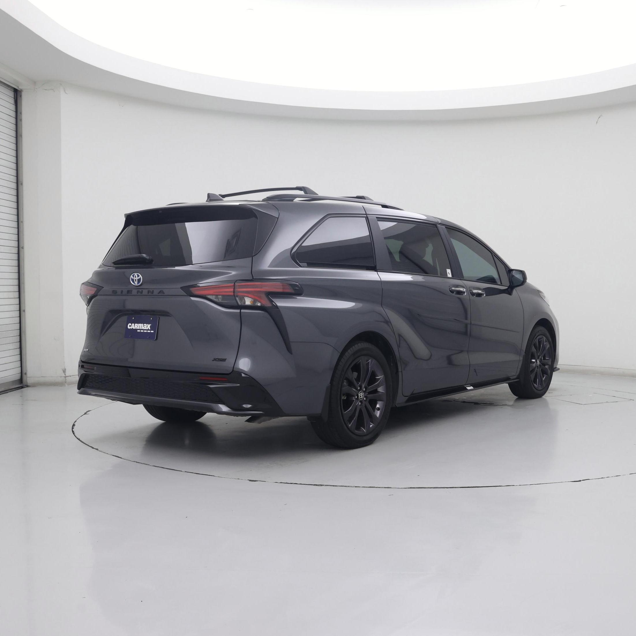 Thumbnail: 2025 Toyota Sienna - 8