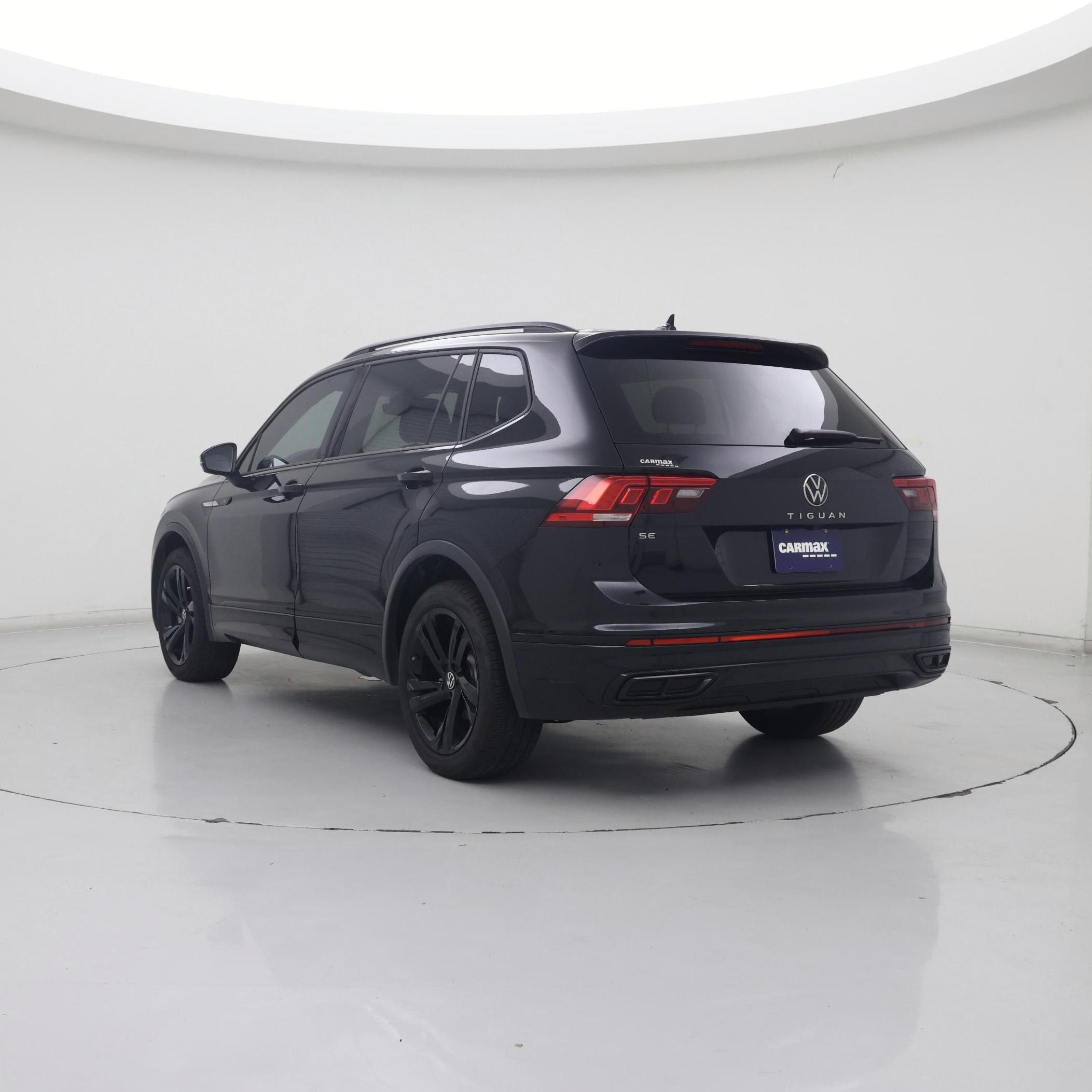 Thumbnail: 2023 Volkswagen Tiguan - 2