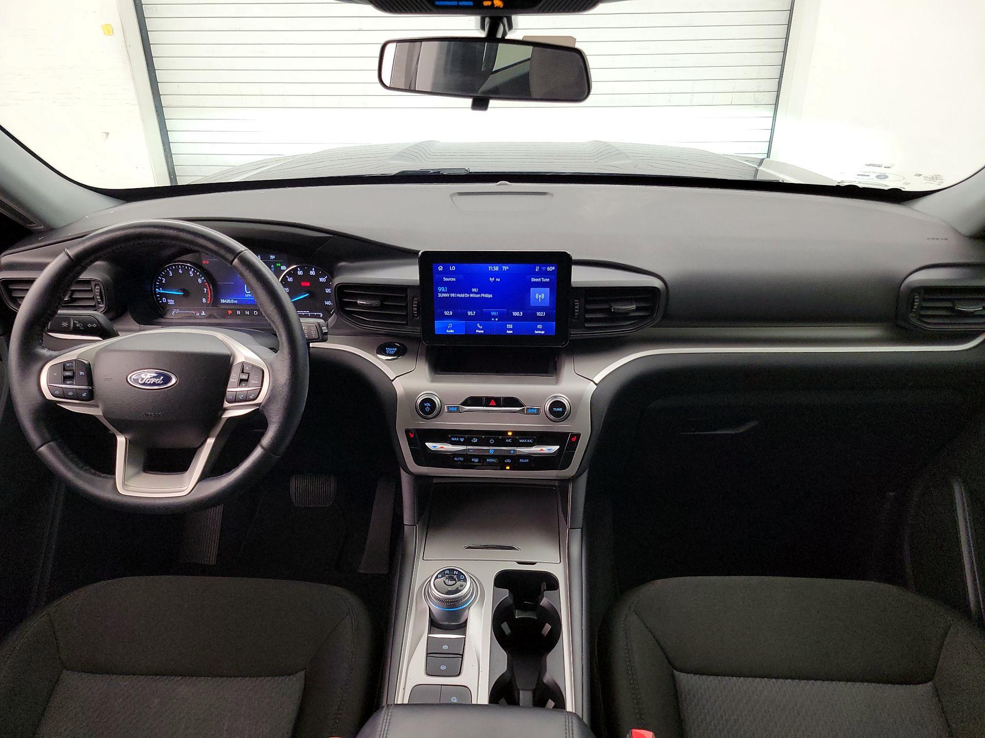 Thumbnail: 2022 Ford Explorer - 9
