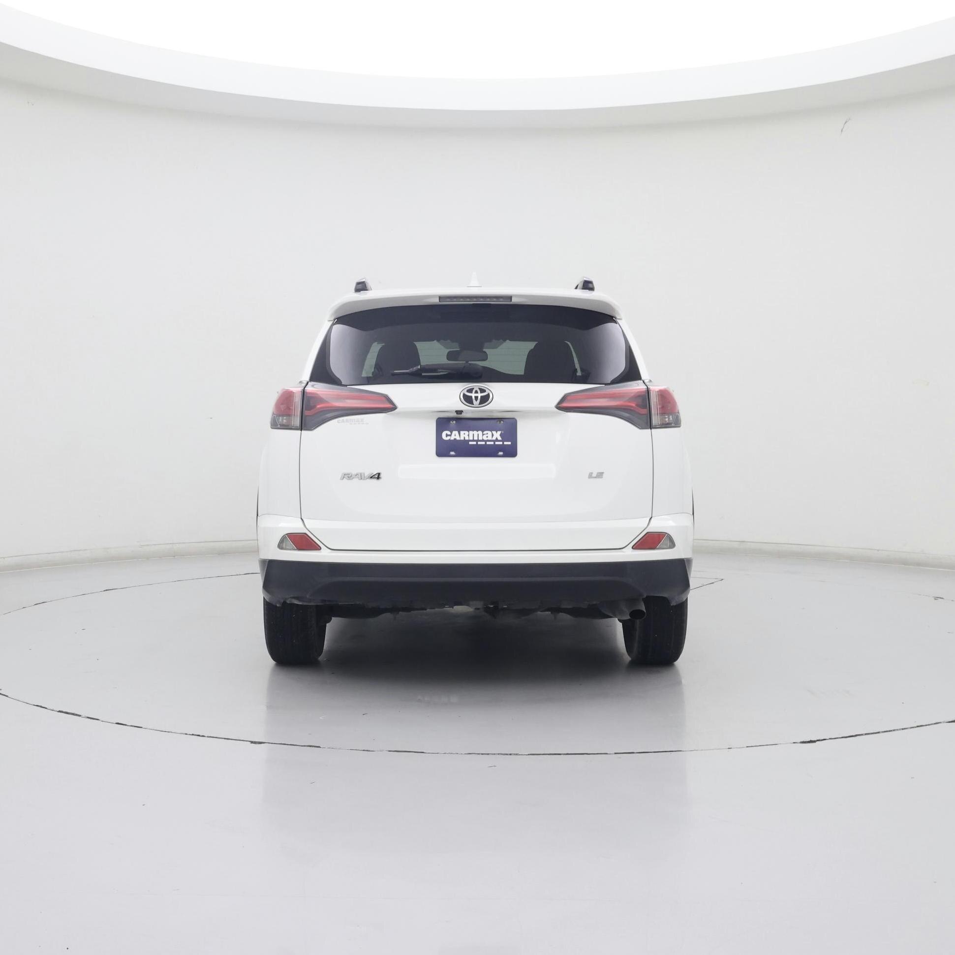 Thumbnail: 2018 Toyota RAV4 - 6