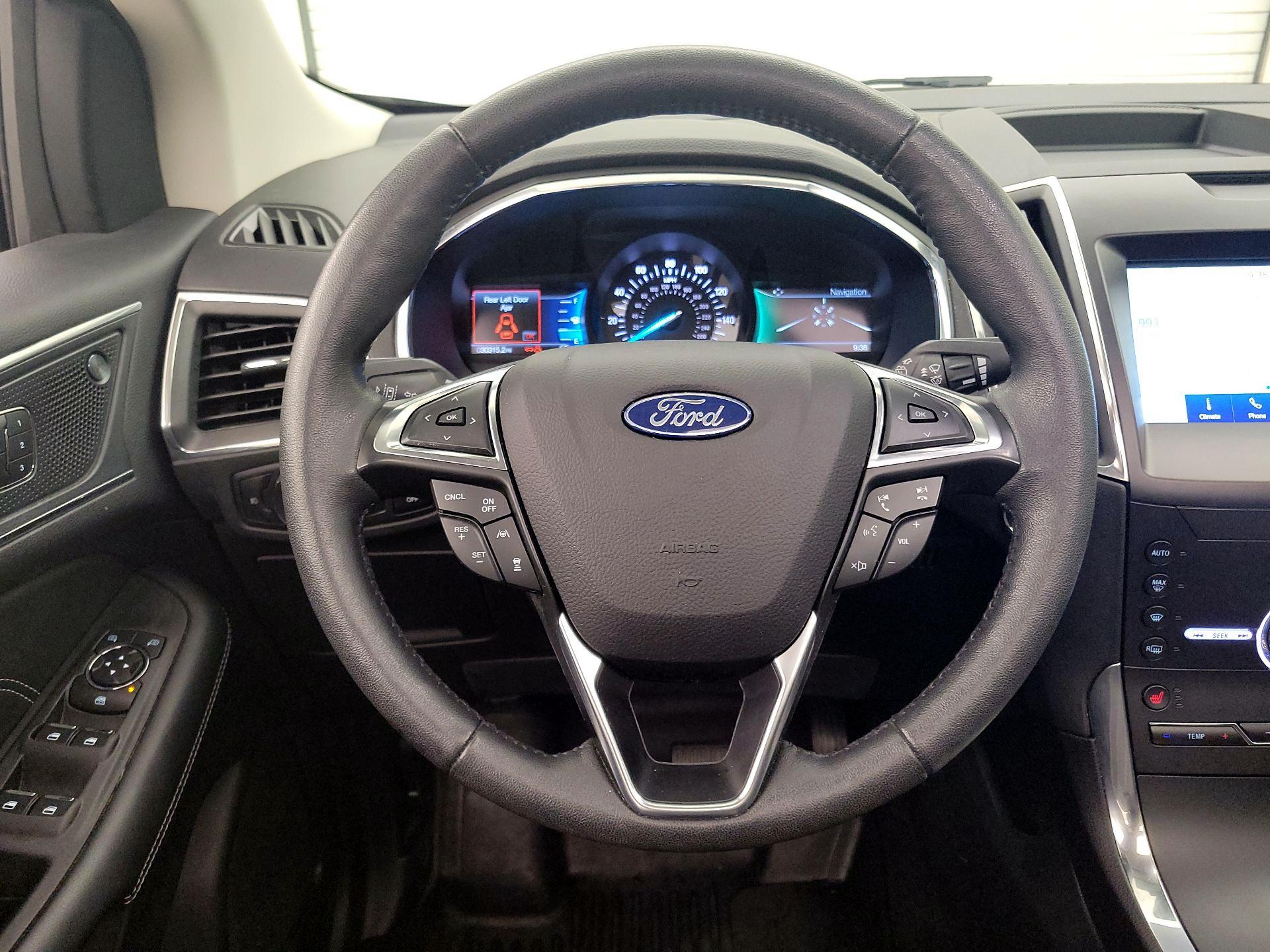 Thumbnail: 2020 Ford Edge - 10