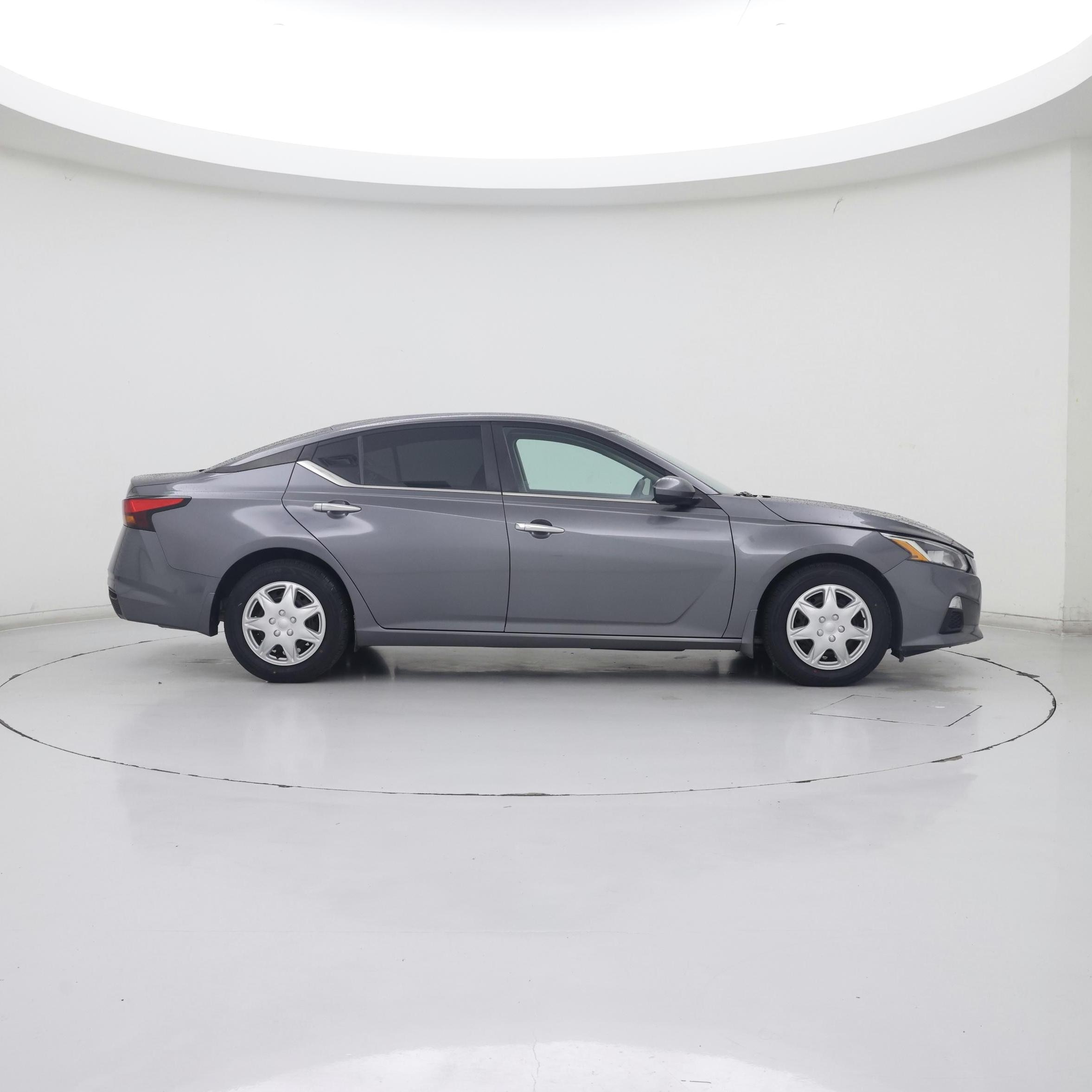 Thumbnail: 2021 Nissan Altima - 7