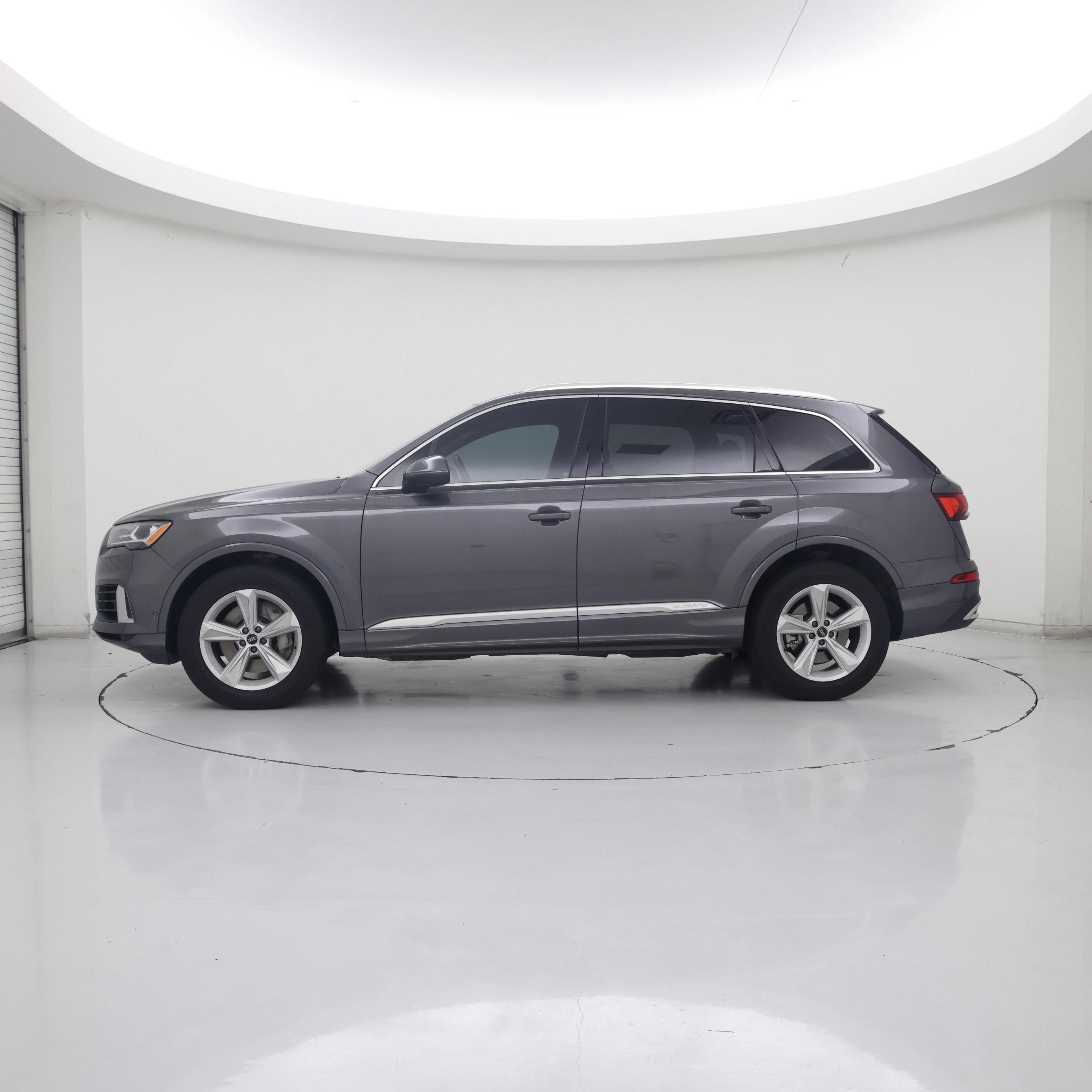 Thumbnail: 2021 Audi Q7 - 3