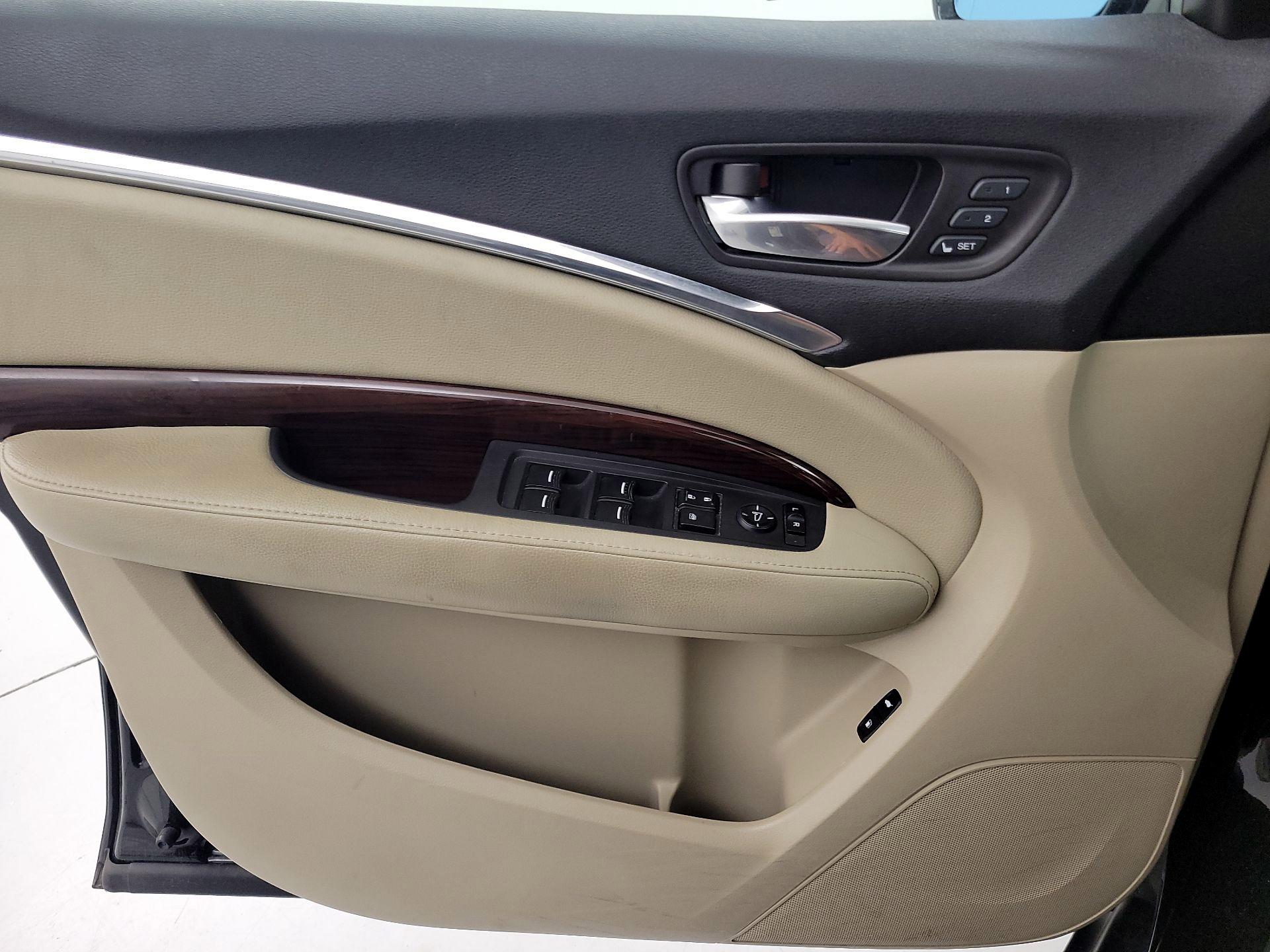 Thumbnail: 2016 Acura MDX - 12
