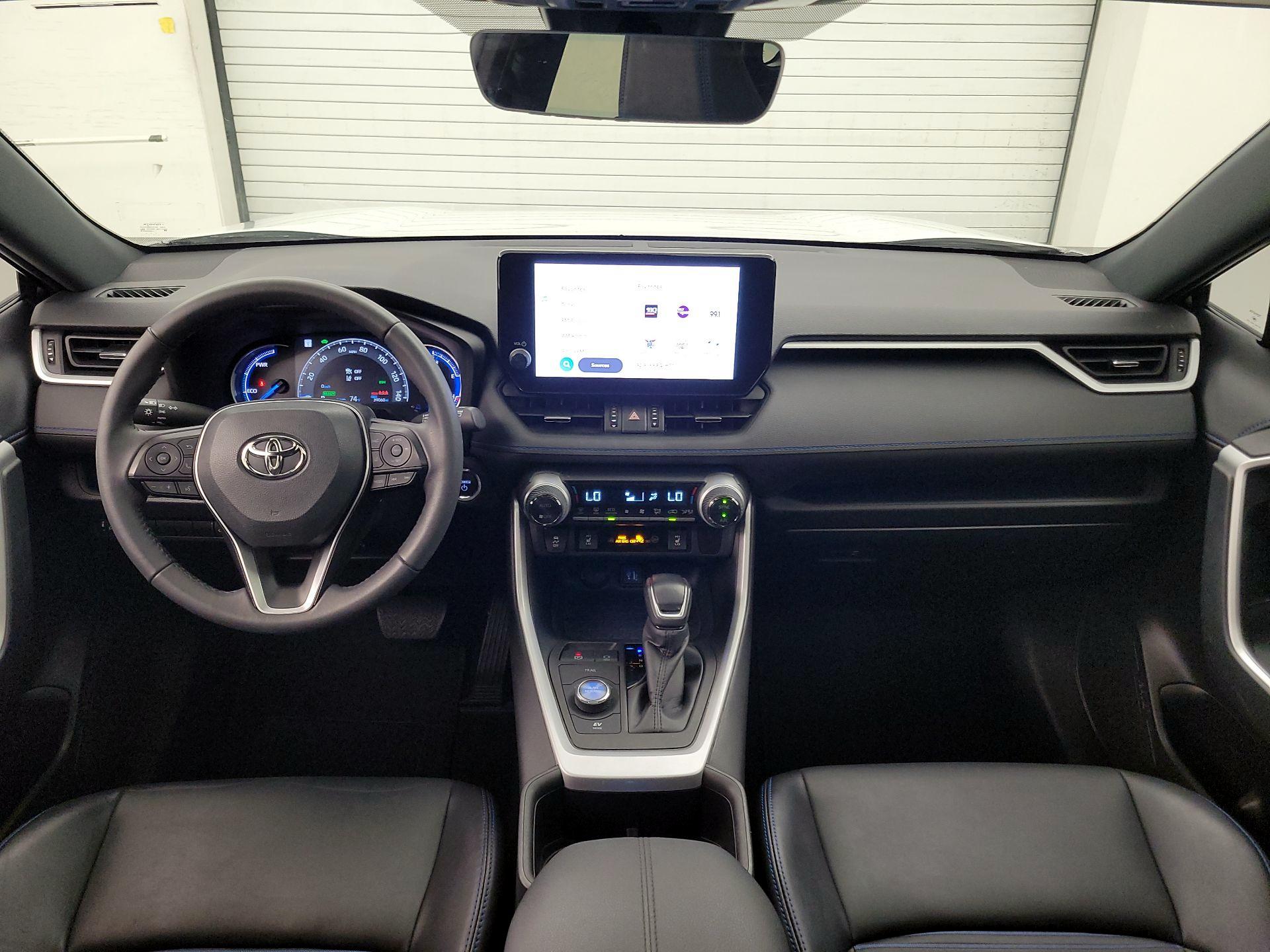 Thumbnail: 2023 Toyota RAV4 - 9