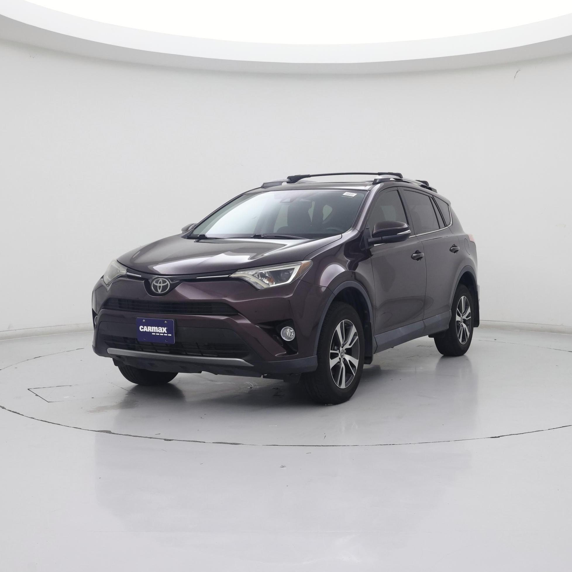Thumbnail: 2018 Toyota RAV4 - 4