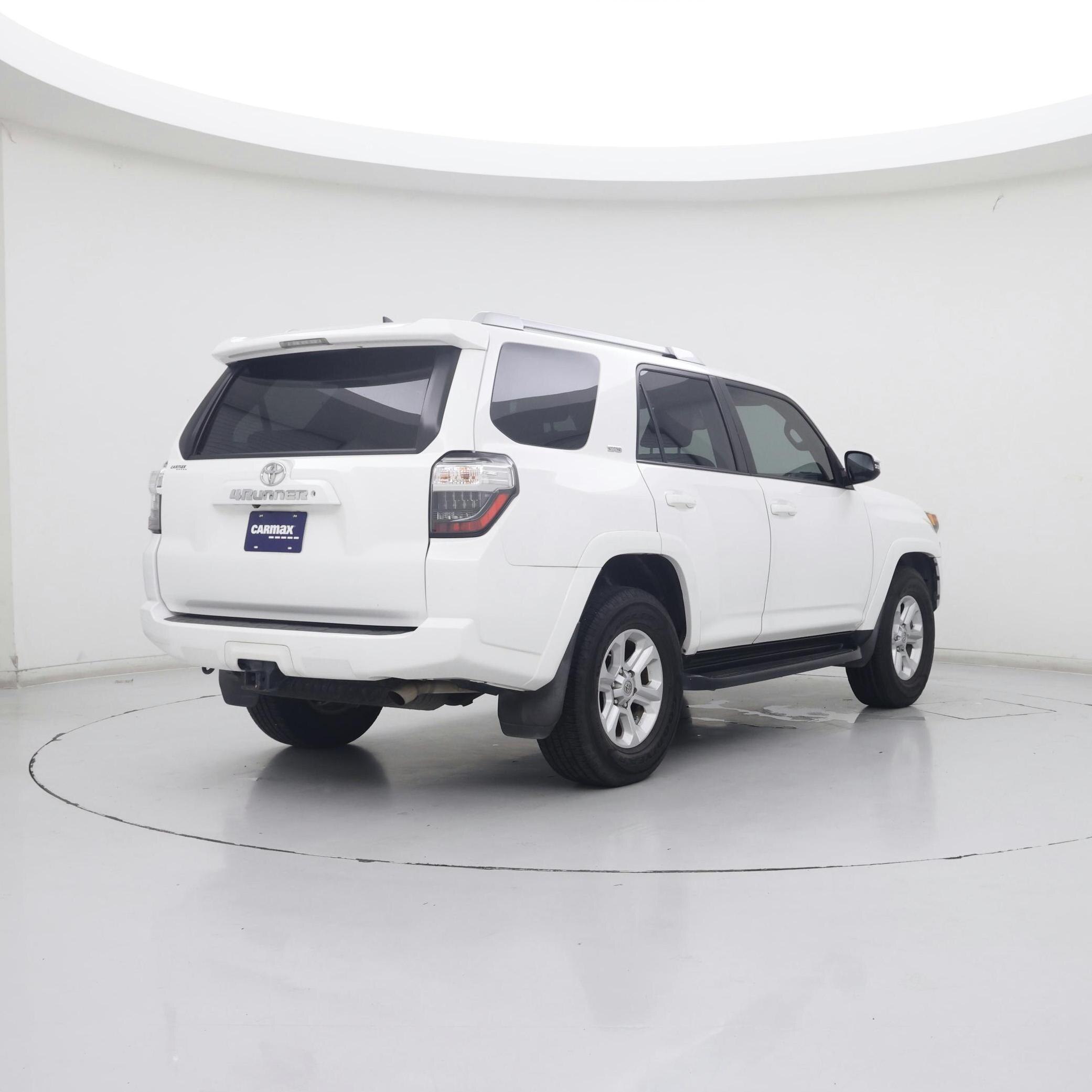 Thumbnail: 2014 Toyota 4Runner - 8