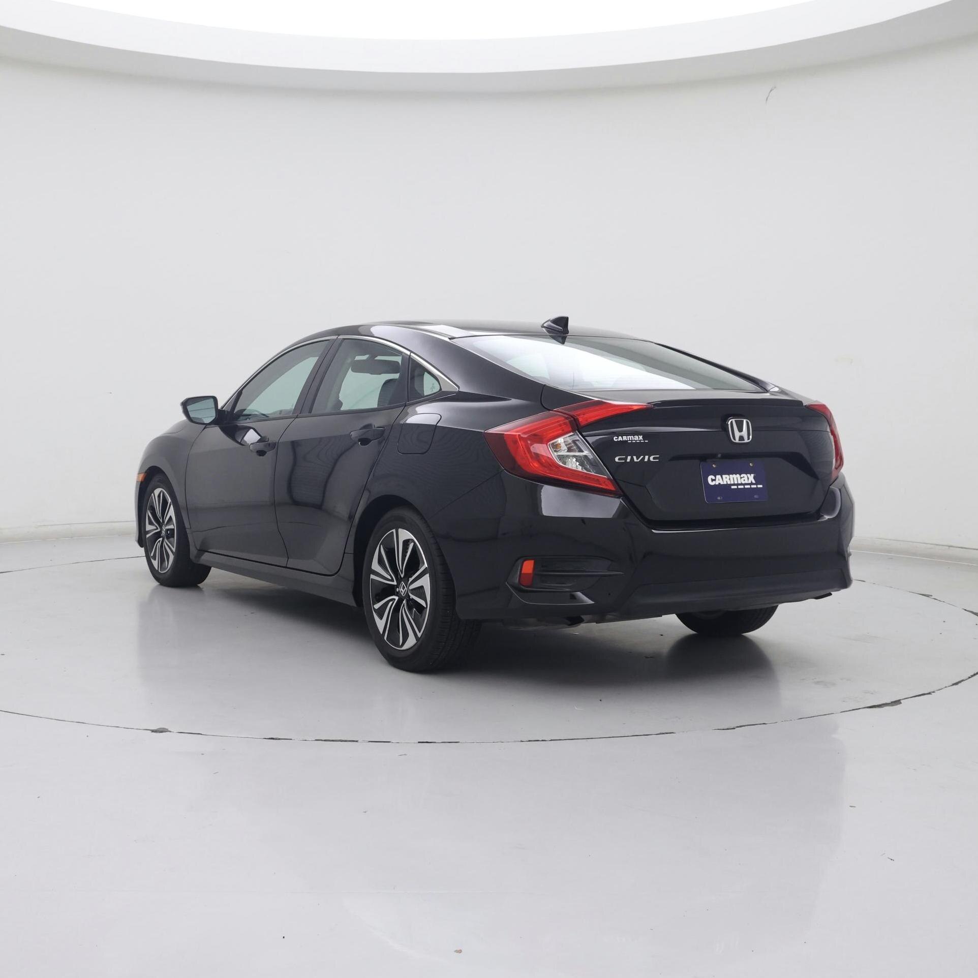 Thumbnail: 2017 Honda Civic - 2