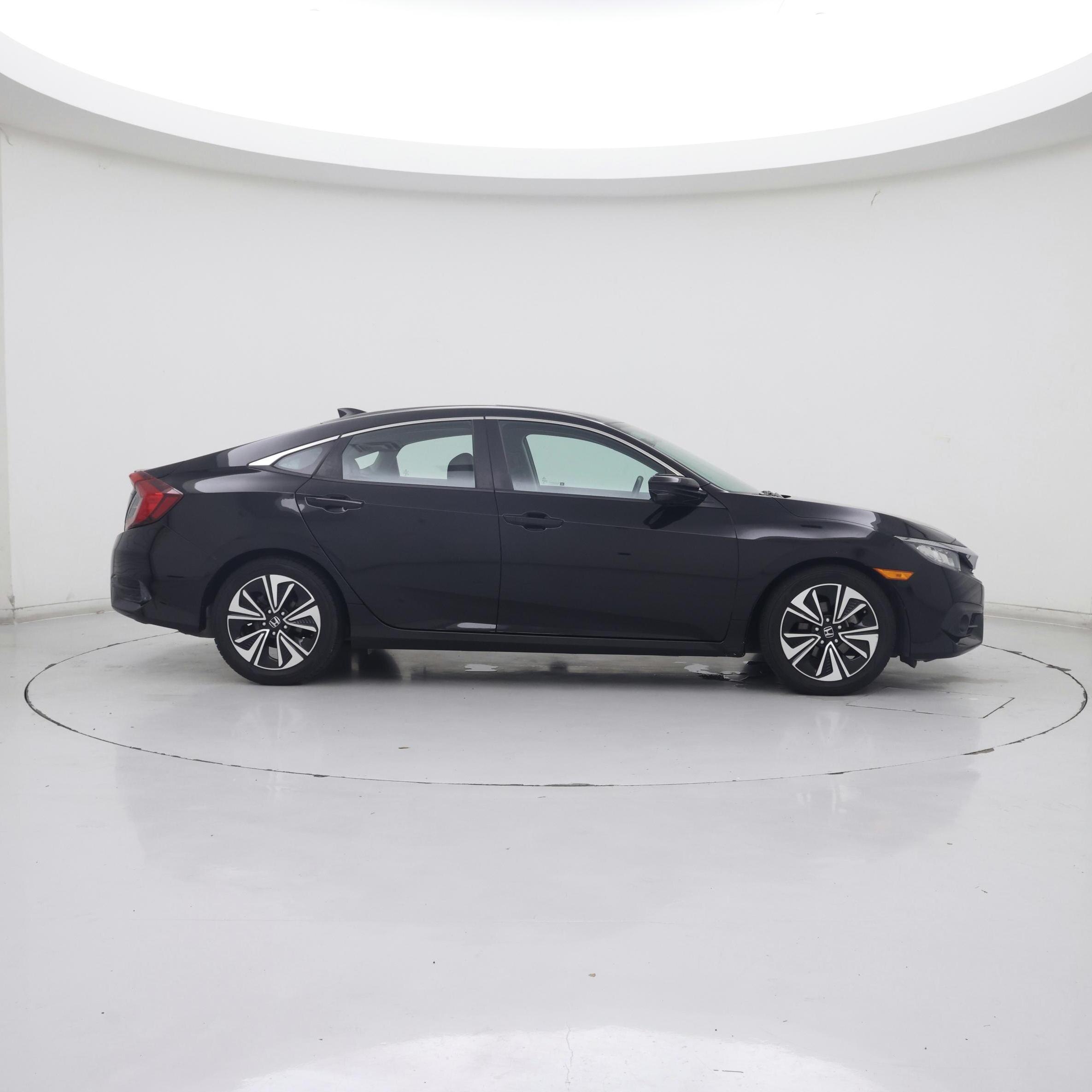 Thumbnail: 2017 Honda Civic - 7