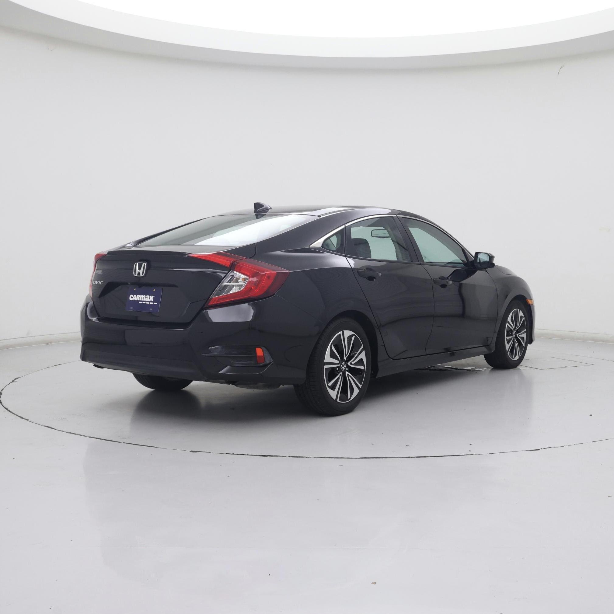 Thumbnail: 2017 Honda Civic - 8