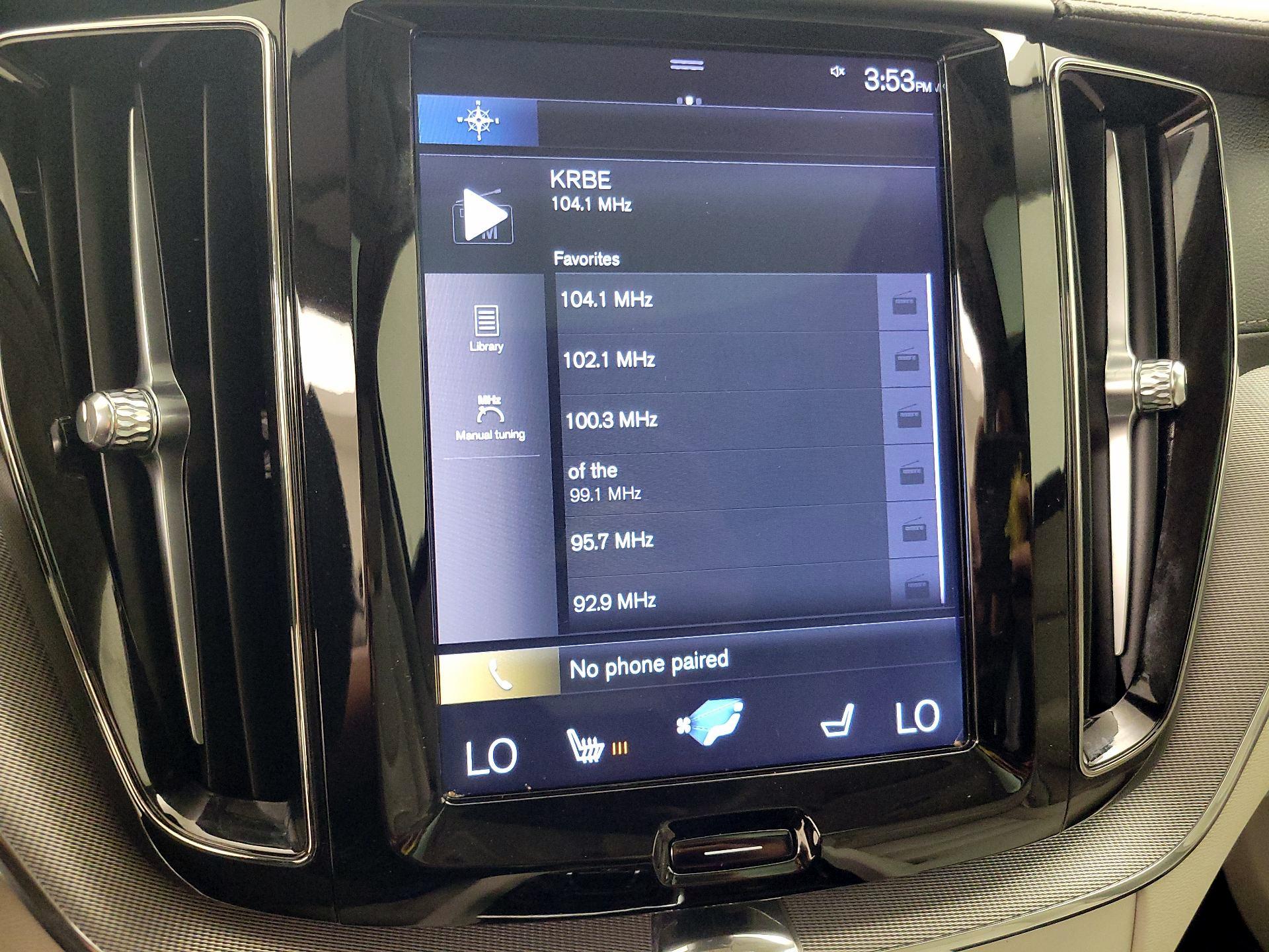 Thumbnail: 2019 Volvo XC60 - 16