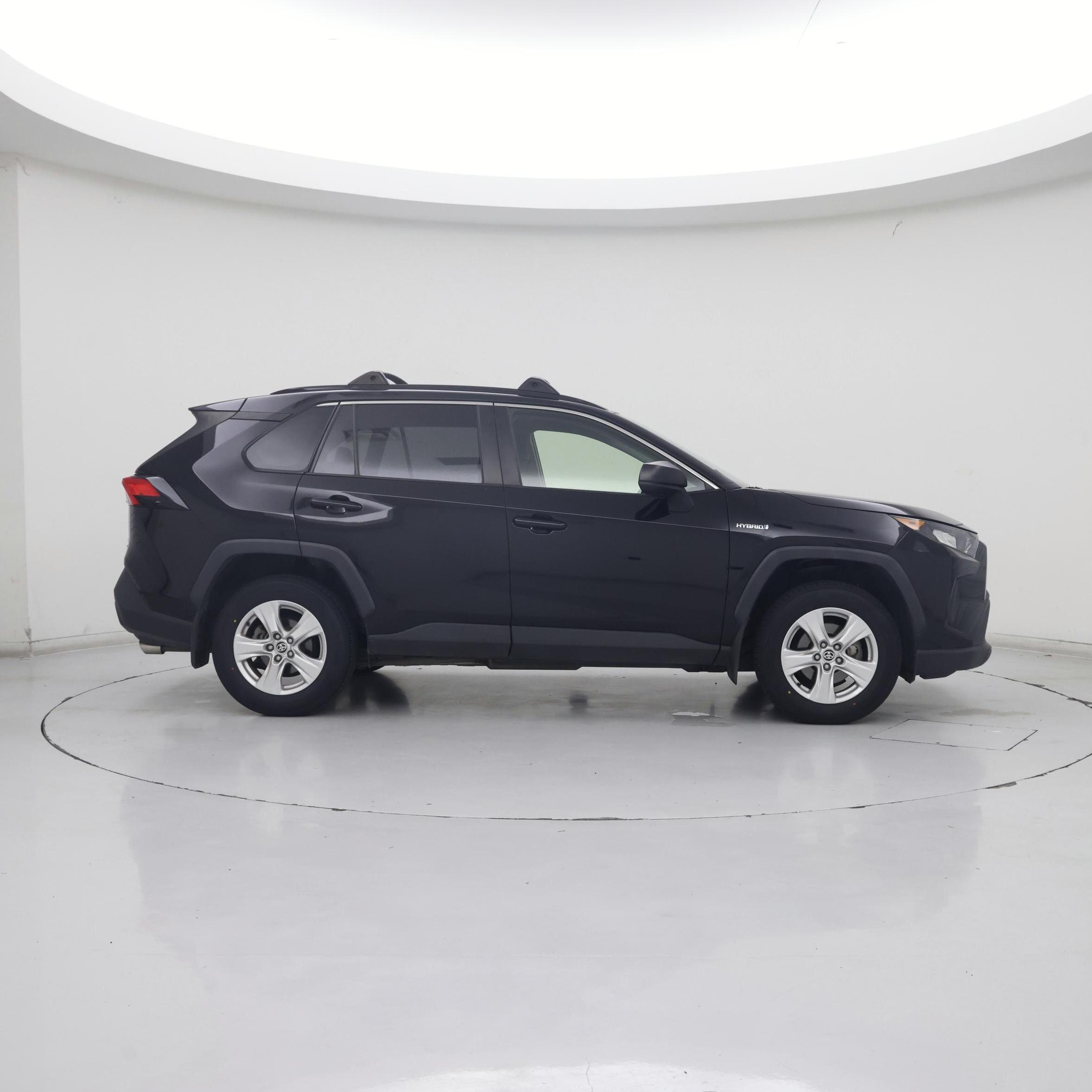 Thumbnail: 2020 Toyota RAV4 - 7