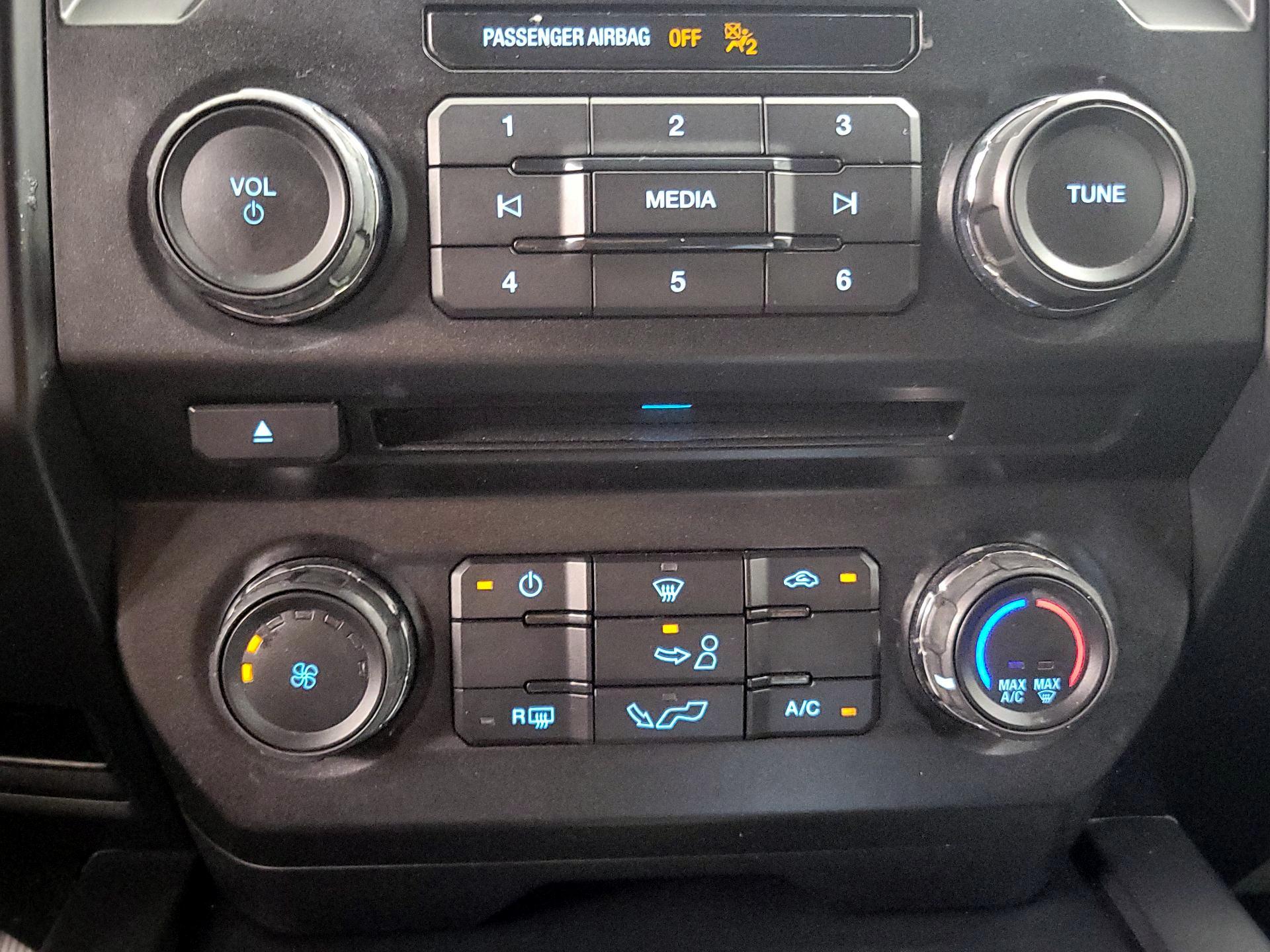 Thumbnail: 2018 Ford F-150 - 16