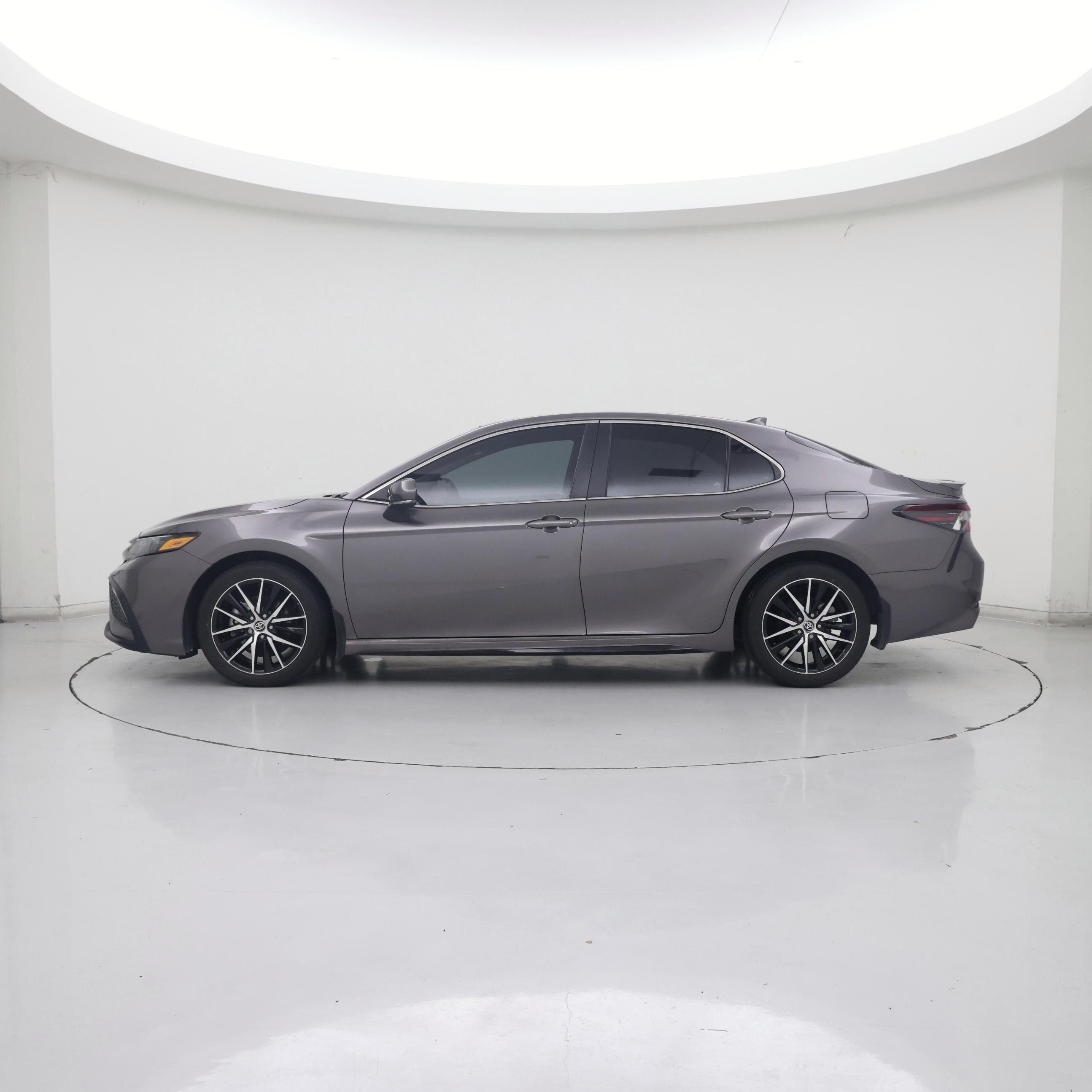 Thumbnail: 2023 Toyota Camry - 3
