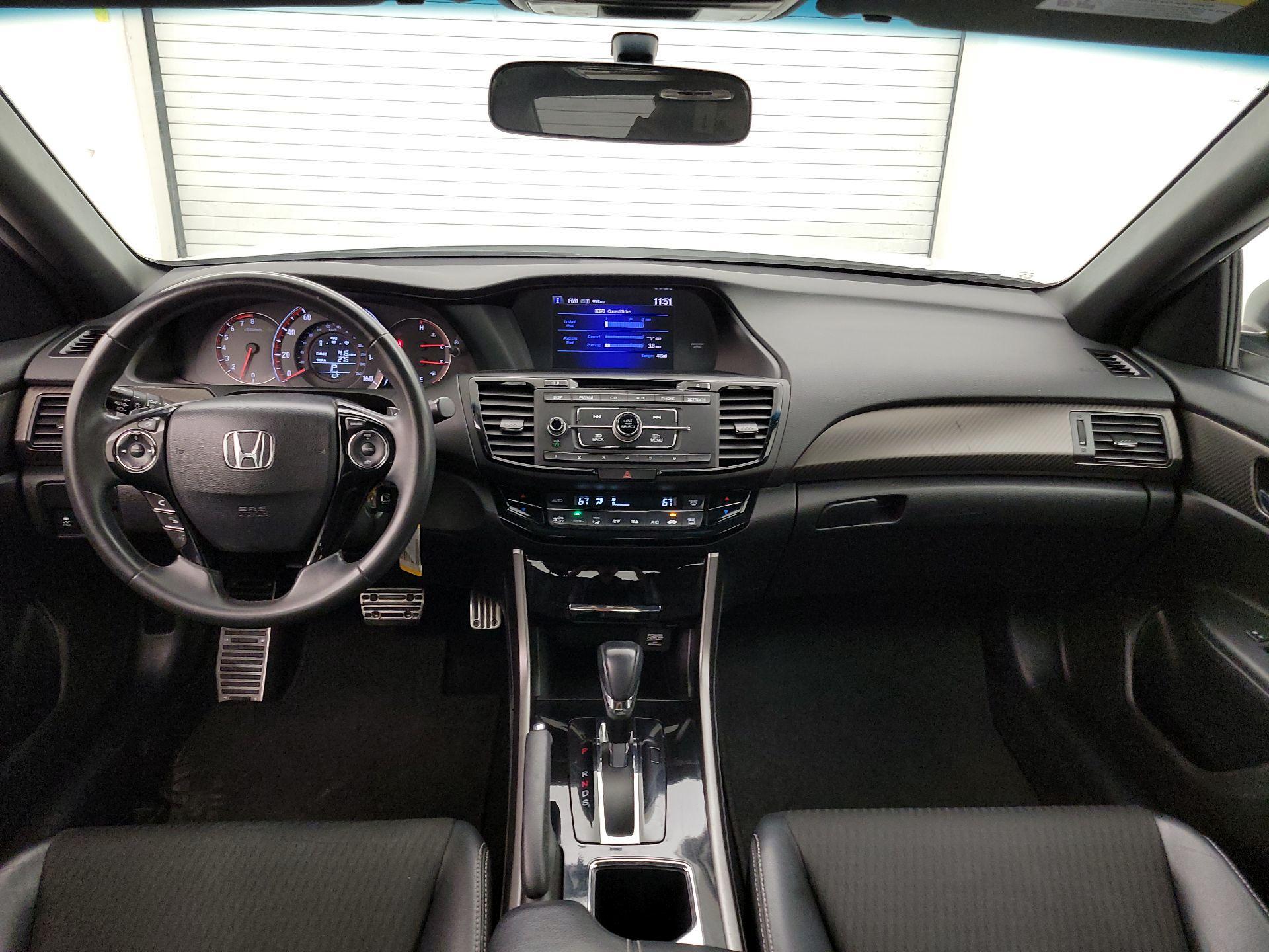 Thumbnail: 2017 Honda Accord - 9