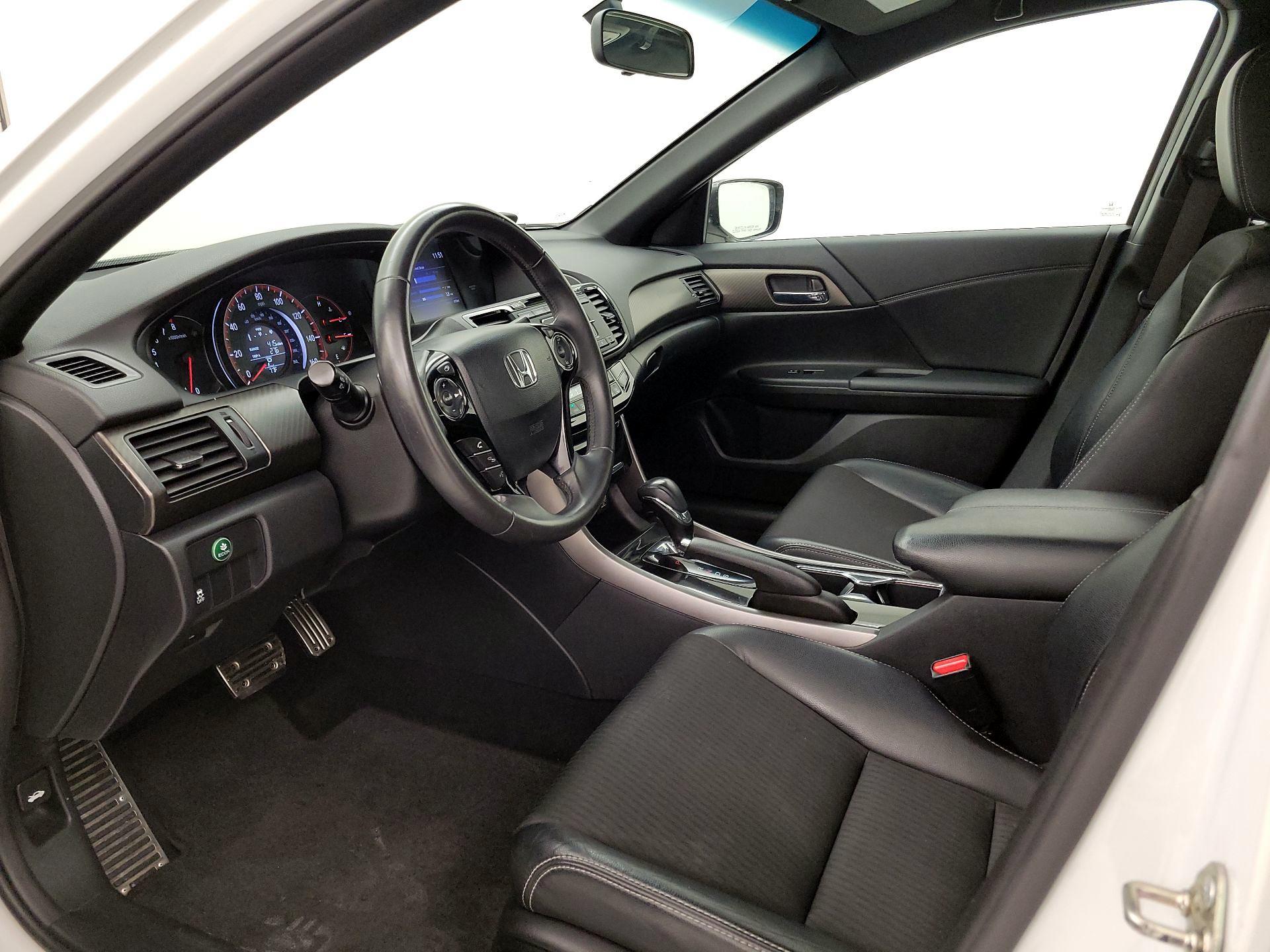 Thumbnail: 2017 Honda Accord - 11