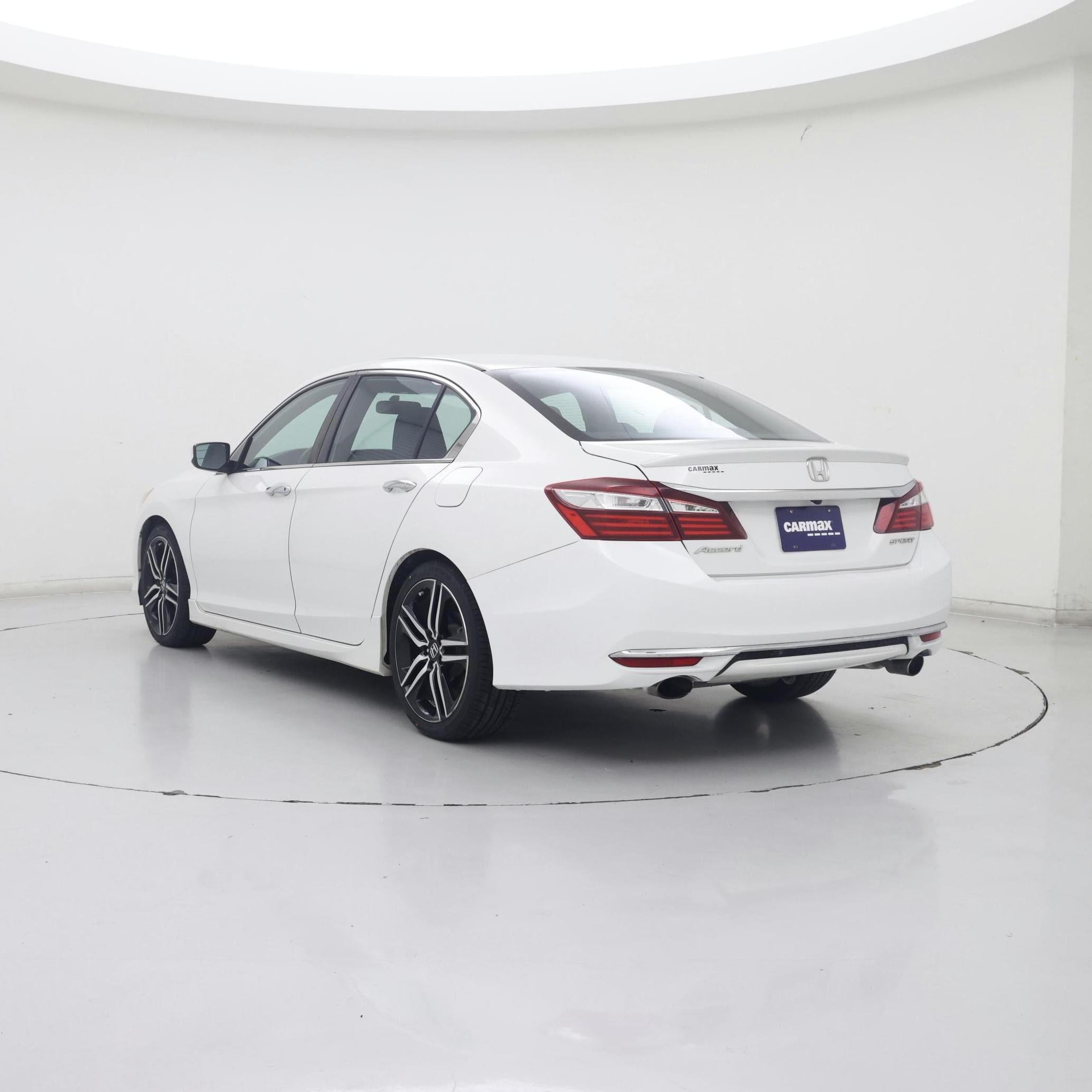 Thumbnail: 2017 Honda Accord - 2