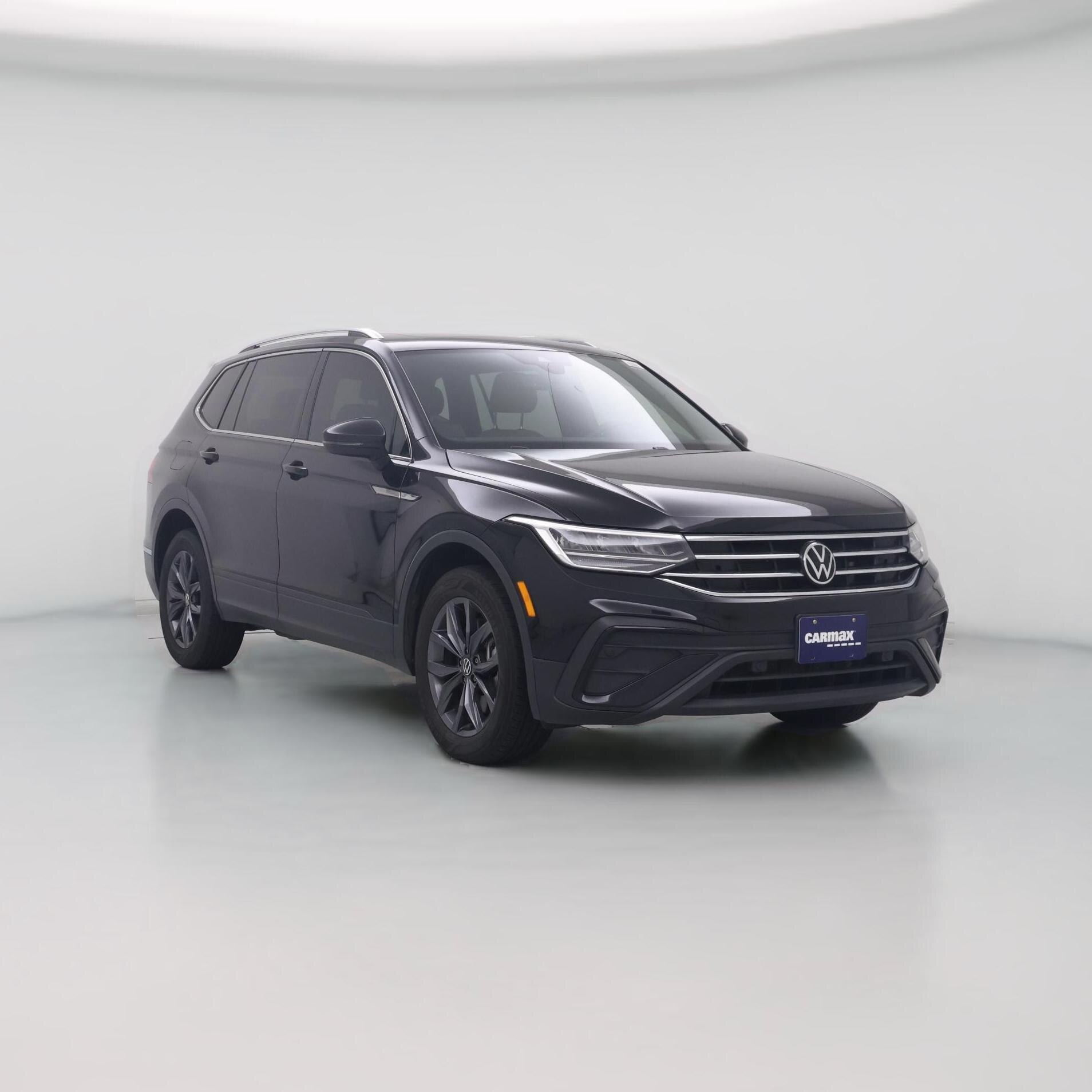 Thumbnail: 2022 Volkswagen Tiguan - 1