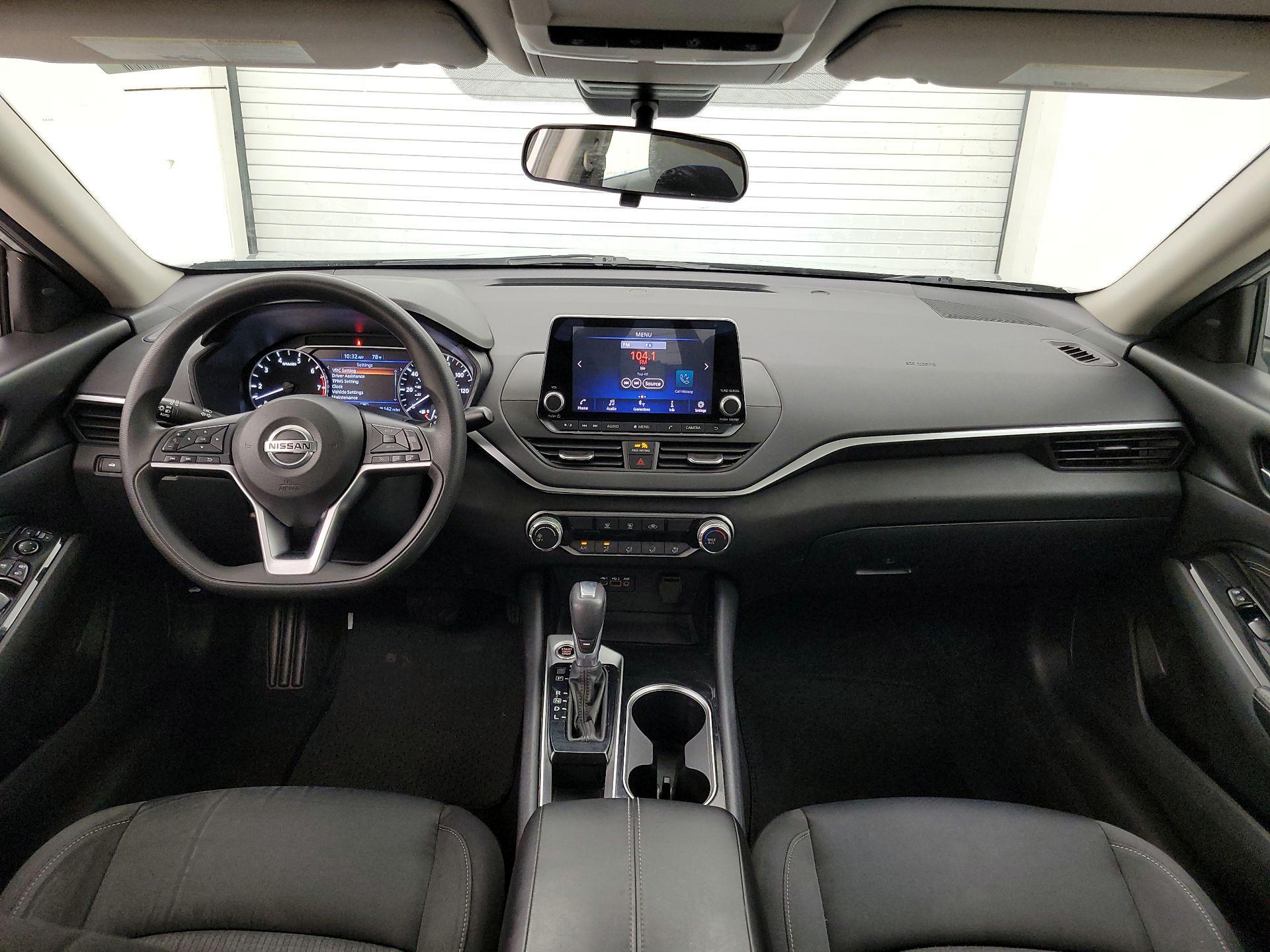 Thumbnail: 2021 Nissan Altima - 9