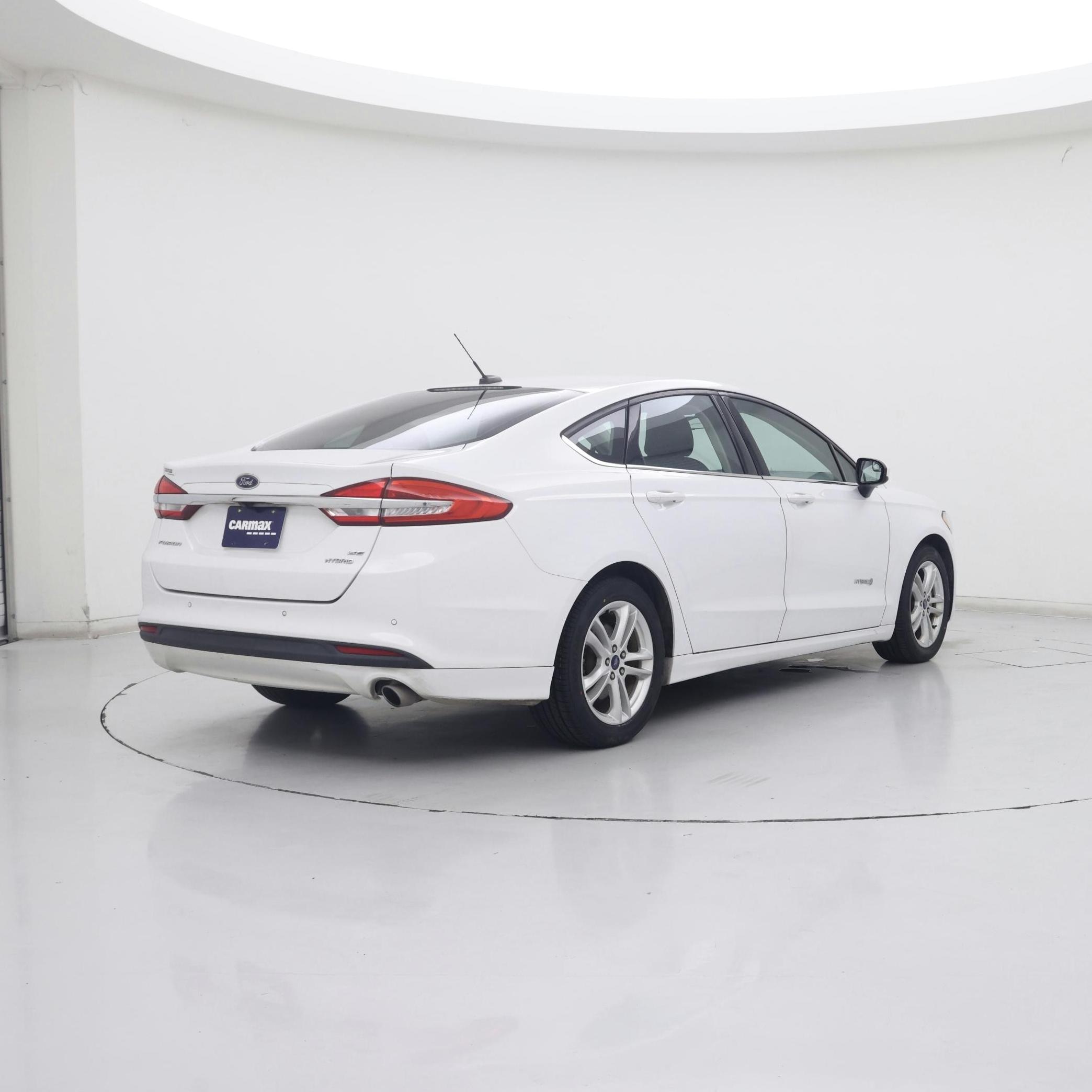 Thumbnail: 2018 Ford Fusion - 8