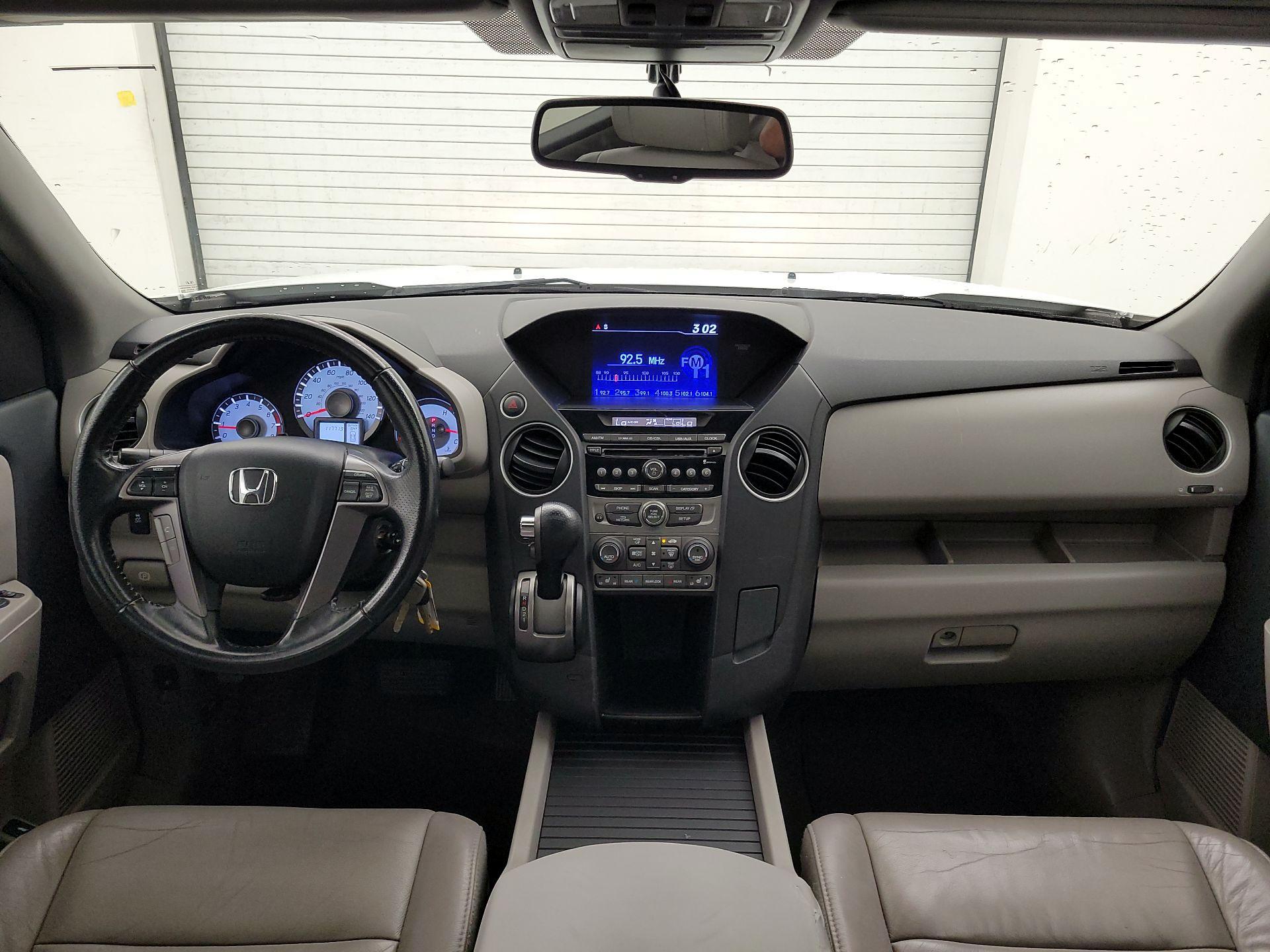 Thumbnail: 2013 Honda Pilot - 9