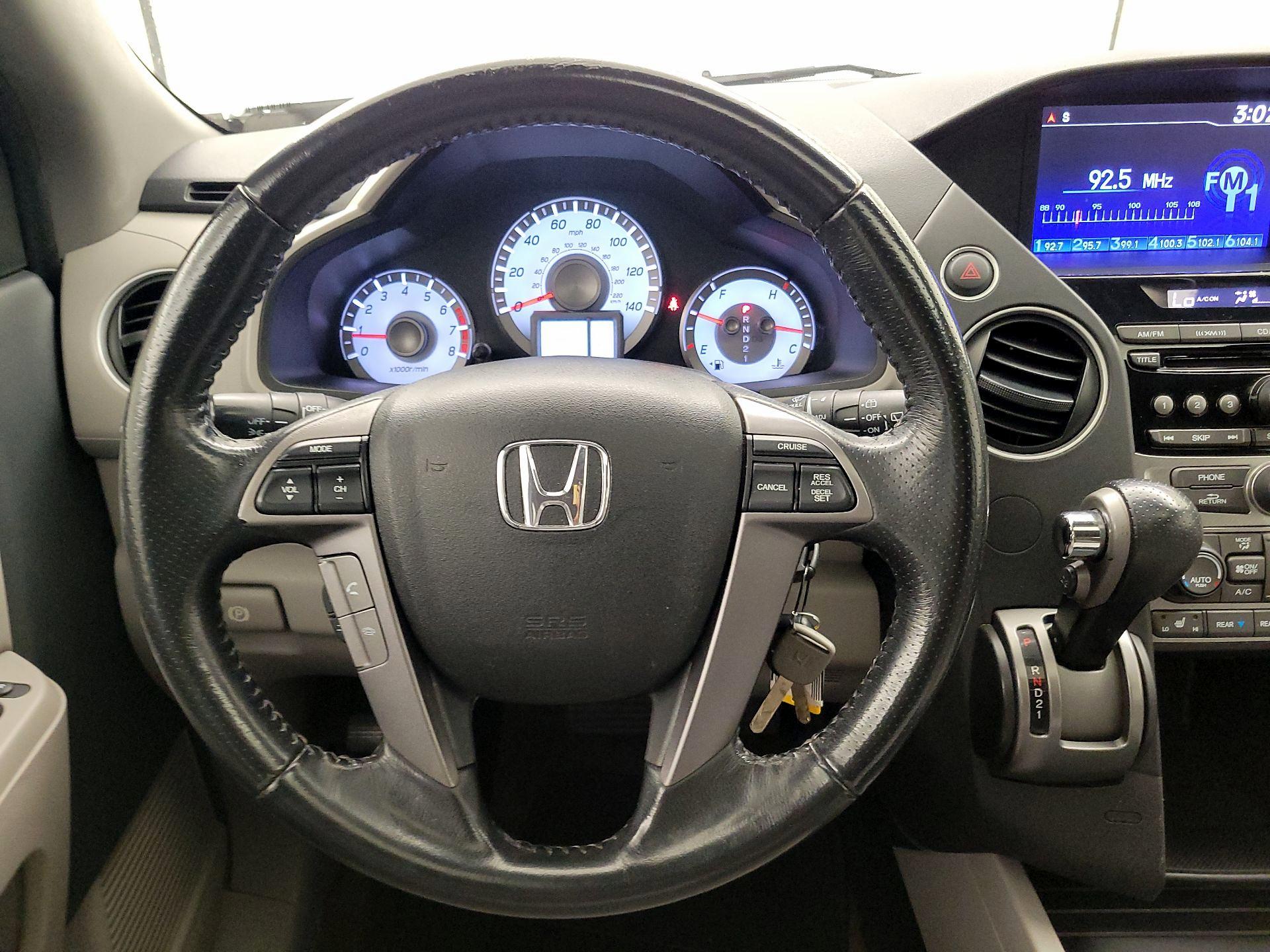 Thumbnail: 2013 Honda Pilot - 10