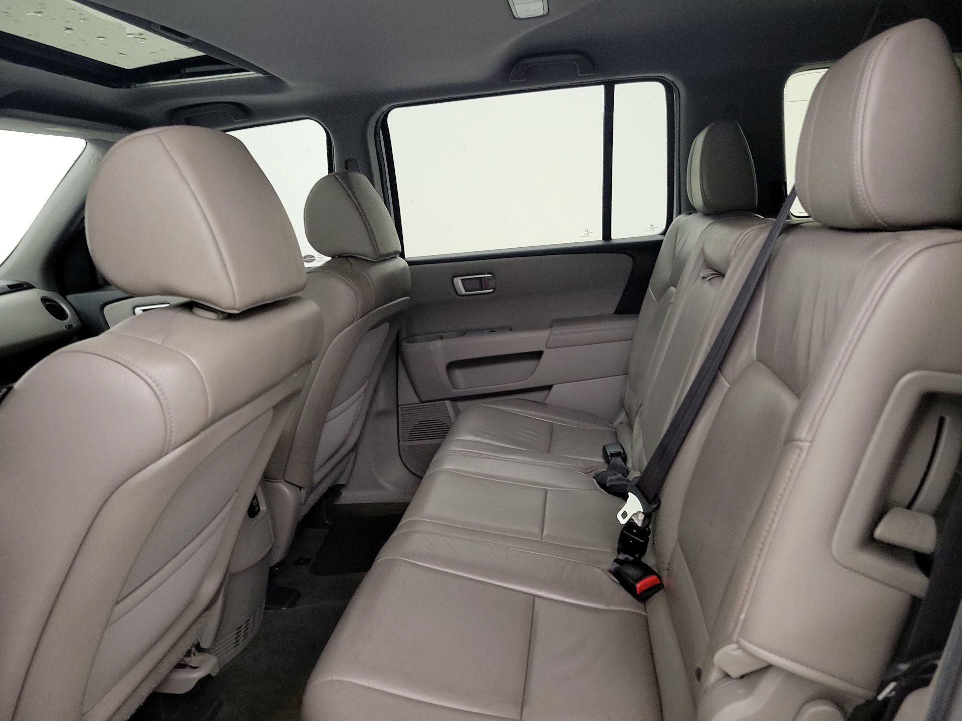 Thumbnail: 2013 Honda Pilot - 20