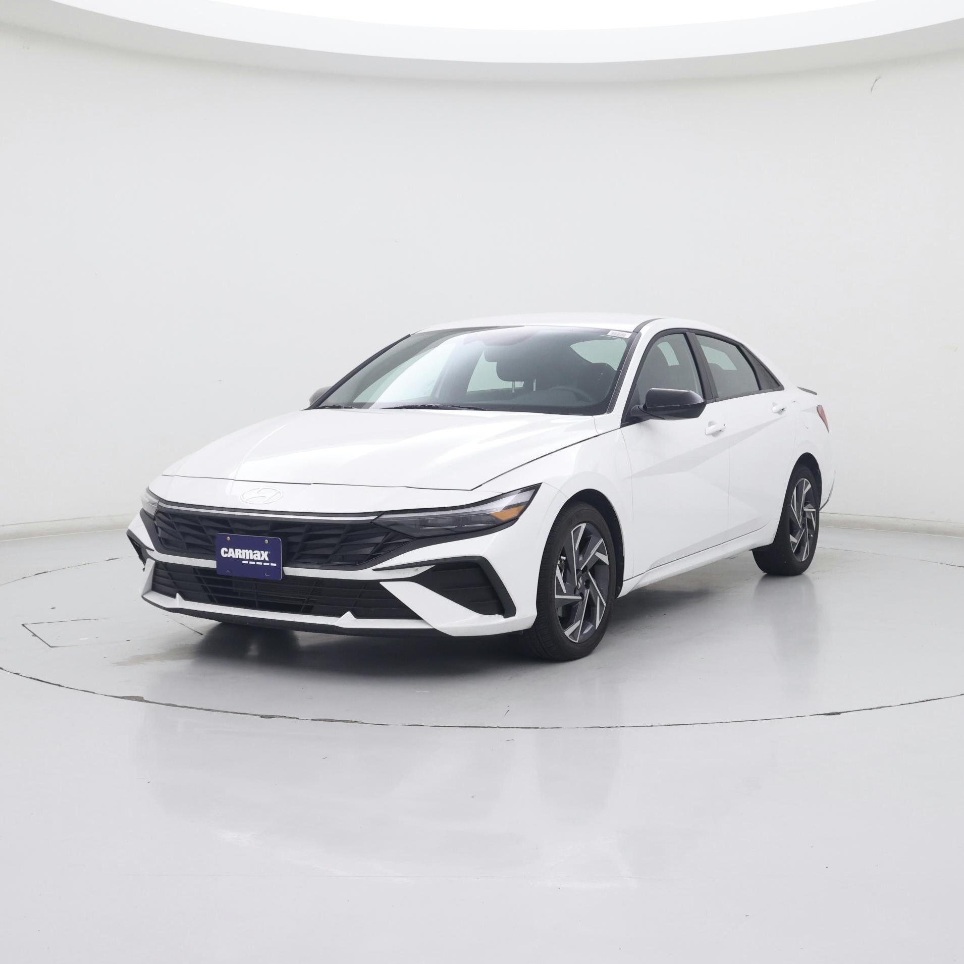 Thumbnail: 2025 Hyundai Elantra - 4