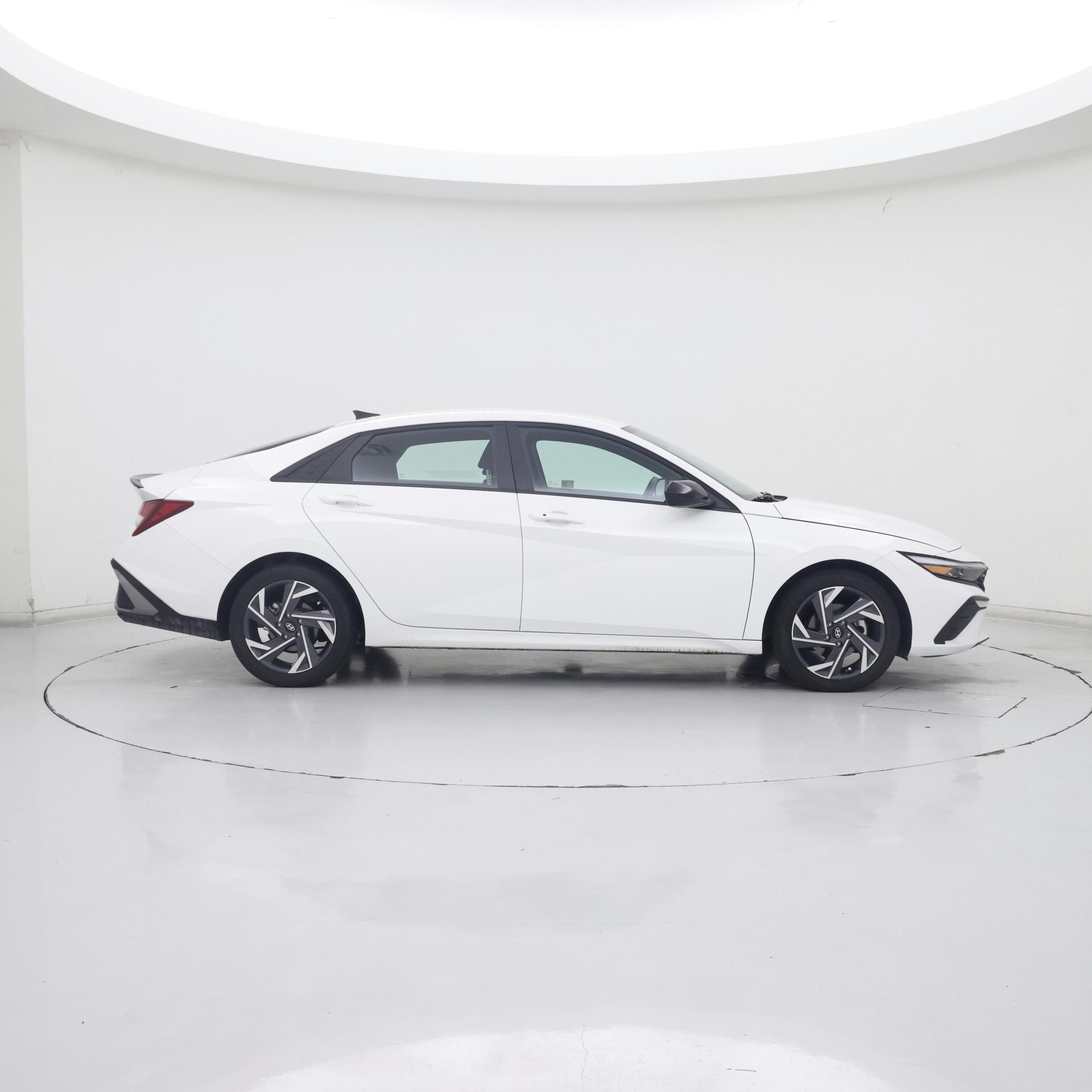 Thumbnail: 2025 Hyundai Elantra - 7