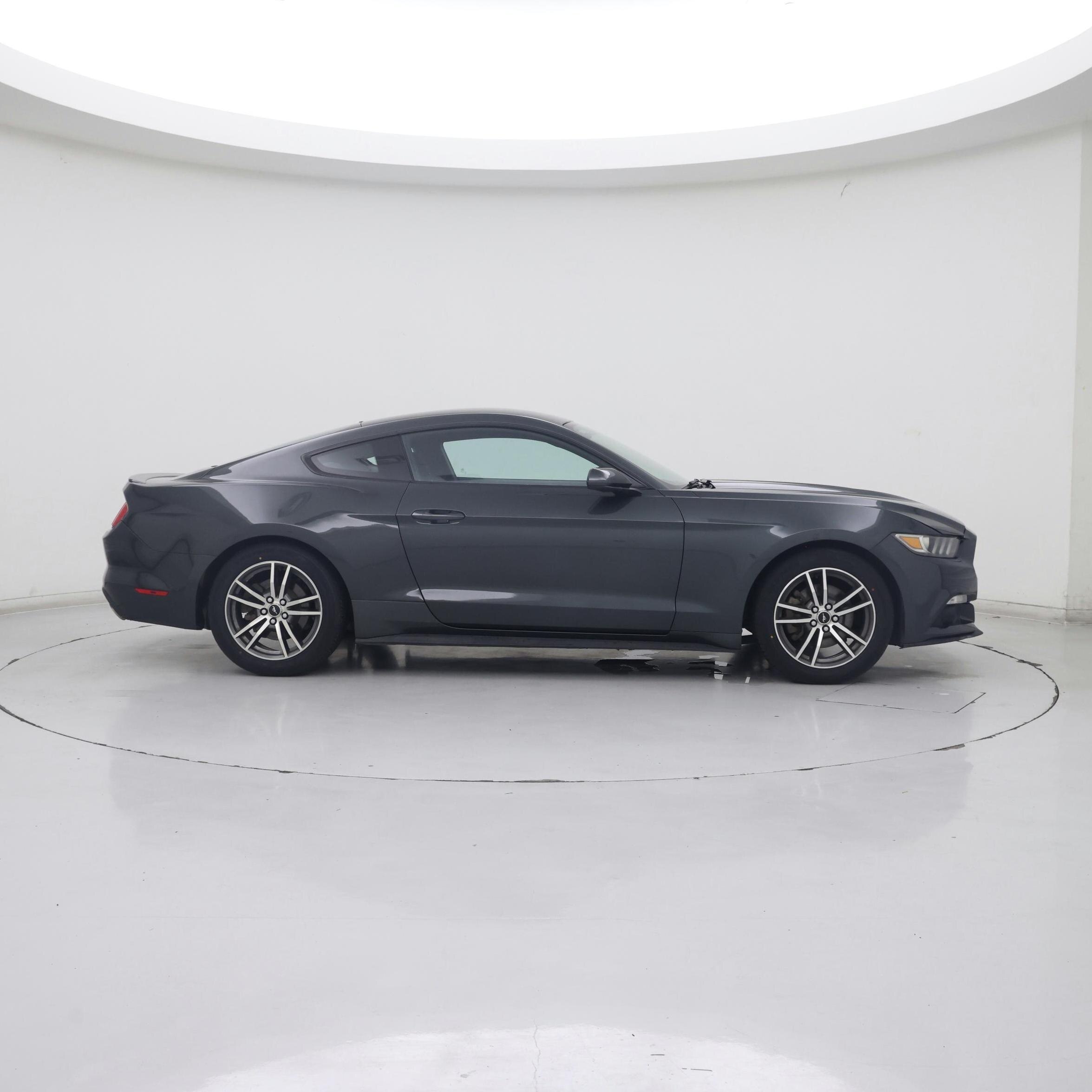 Thumbnail: 2016 Ford Mustang - 7