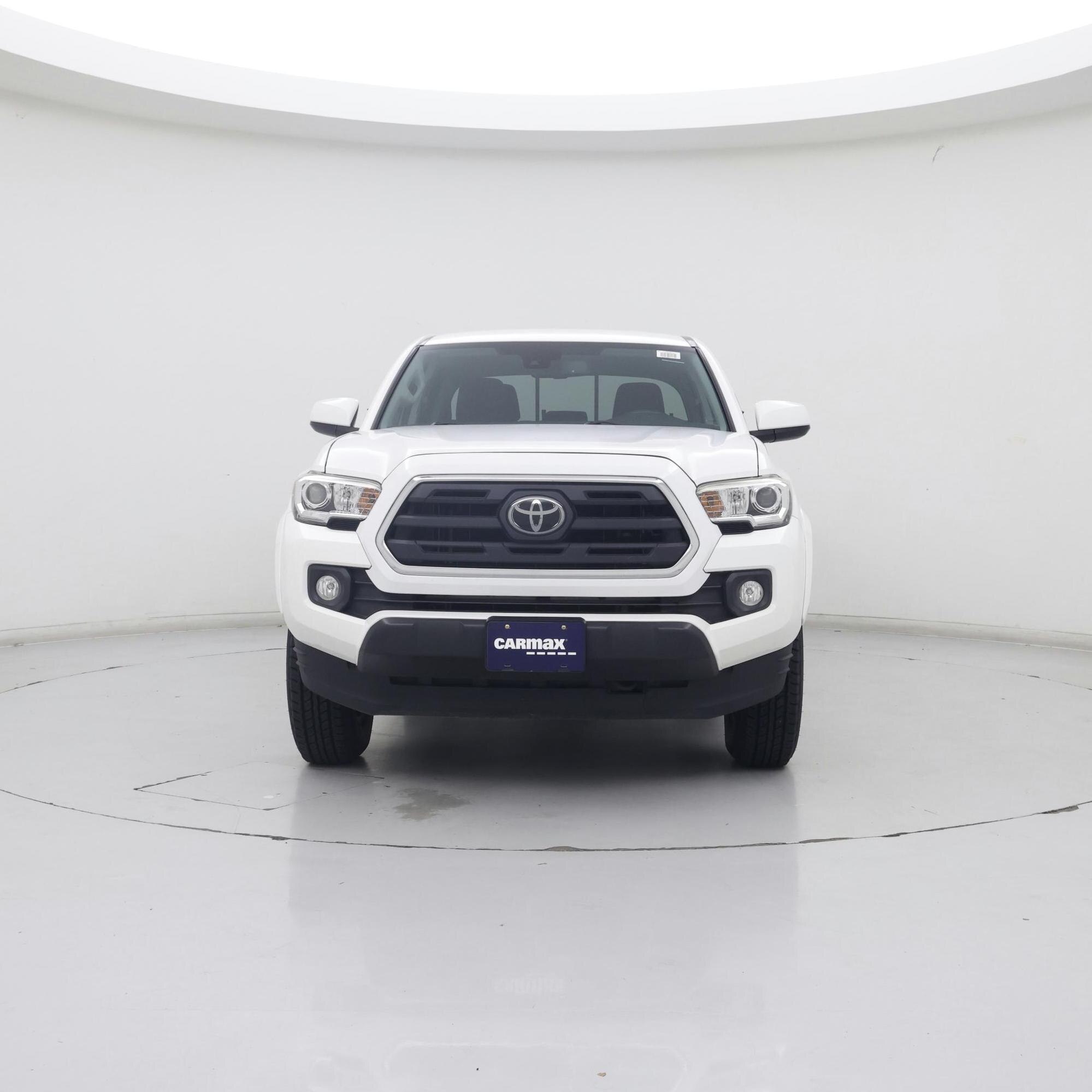 Thumbnail: 2018 Toyota Tacoma - 5