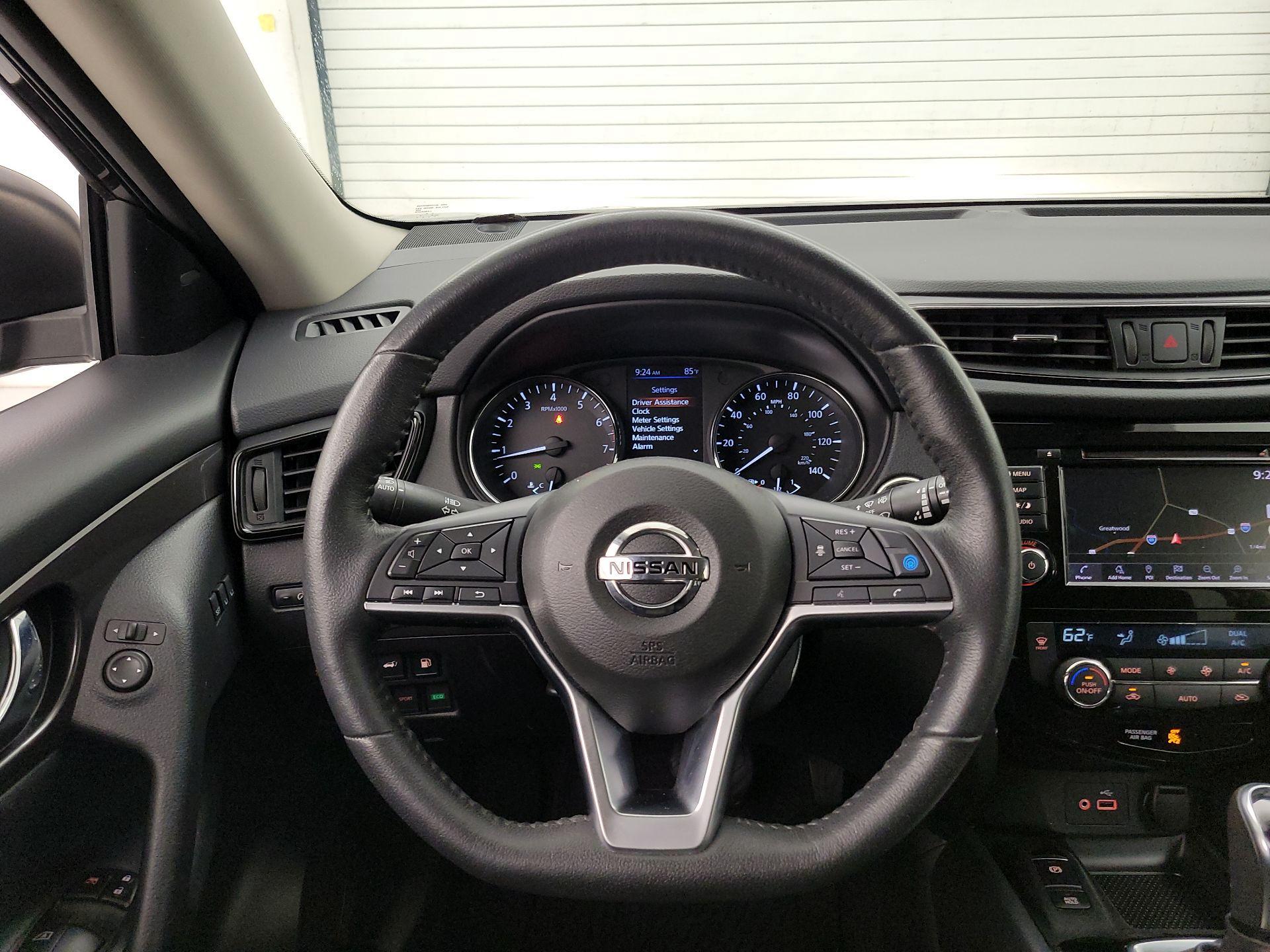 Thumbnail: 2019 Nissan Rogue - 10