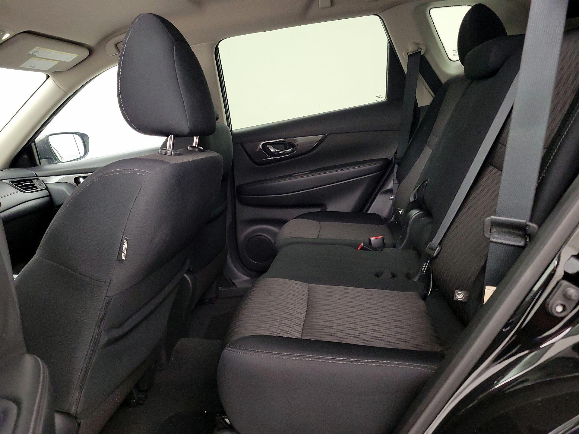 Thumbnail: 2019 Nissan Rogue - 20