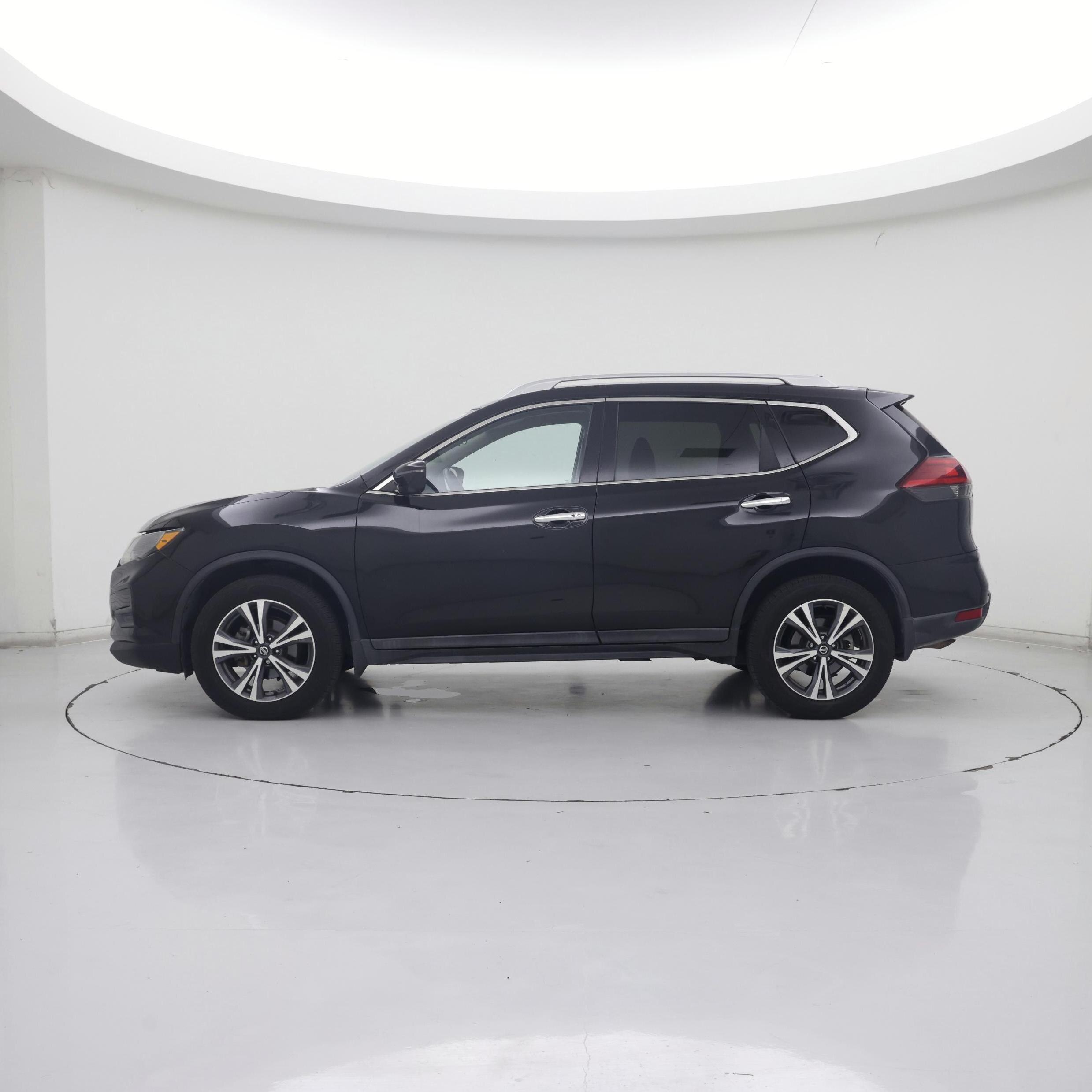 Thumbnail: 2019 Nissan Rogue - 3
