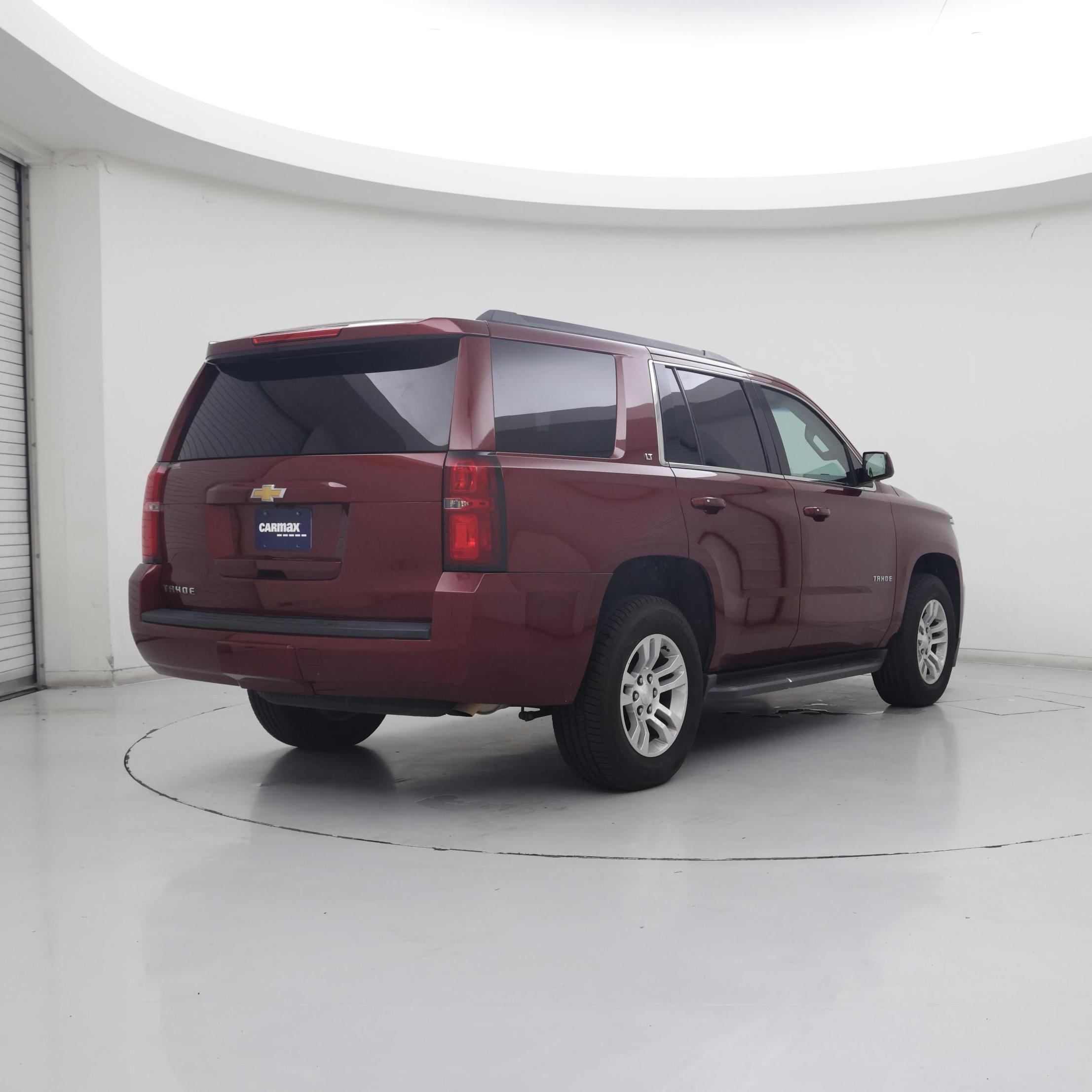 Thumbnail: 2017 Chevrolet Tahoe - 8