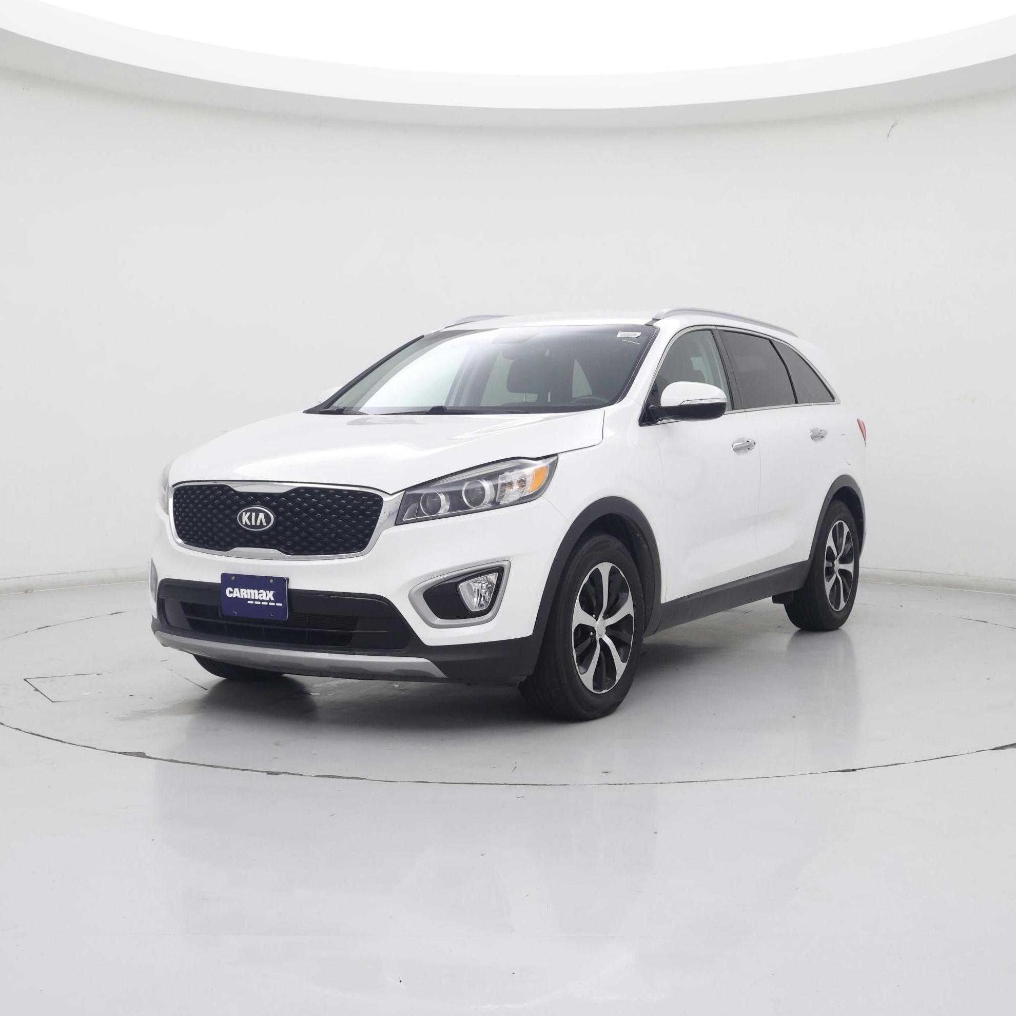 Thumbnail: 2017 Kia Sorento - 4
