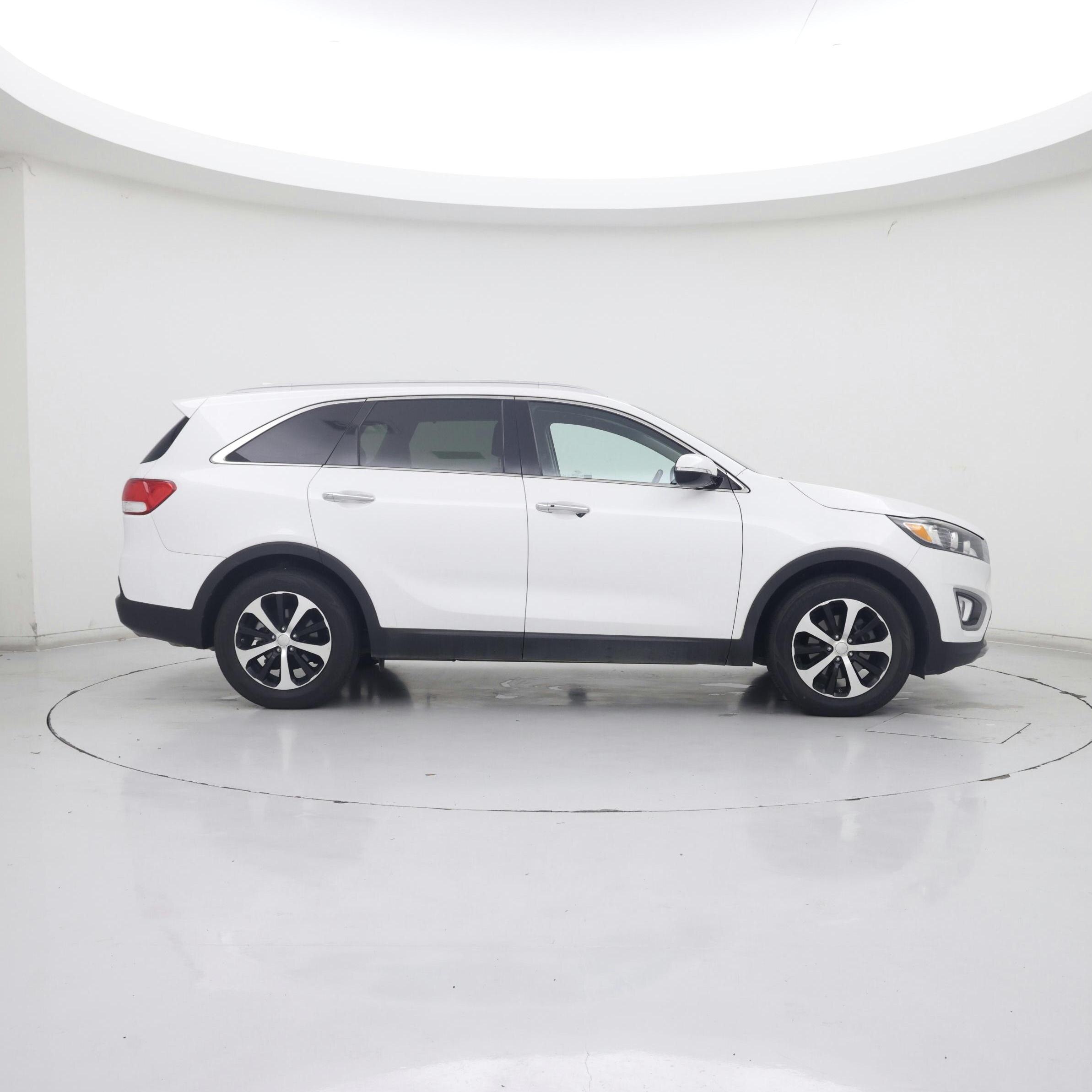 Thumbnail: 2017 Kia Sorento - 7