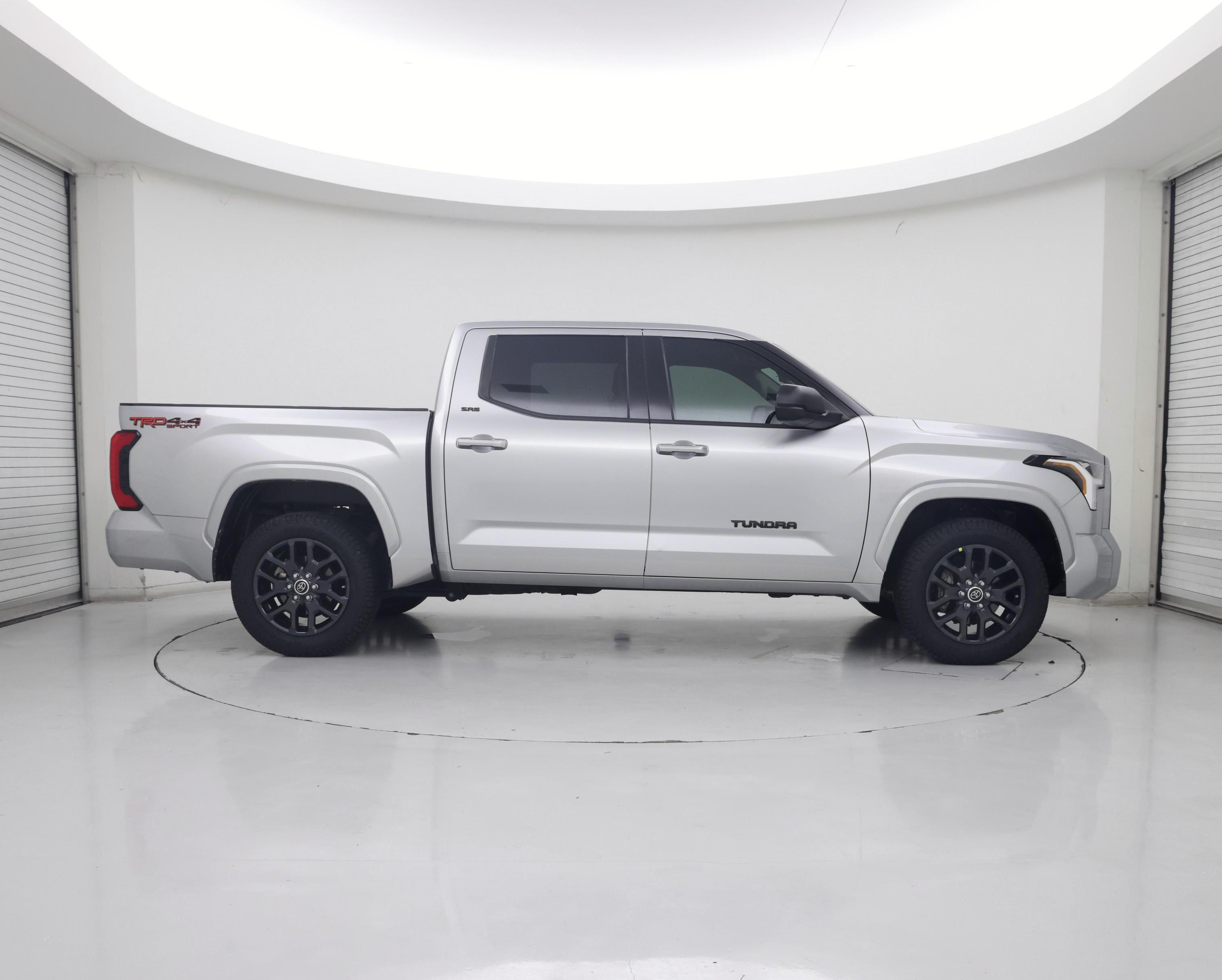 Thumbnail: 2023 Toyota Tundra - 7