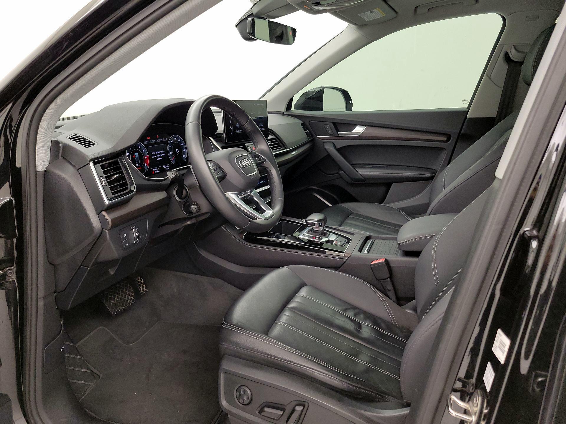 Thumbnail: 2021 Audi Q5 - 11