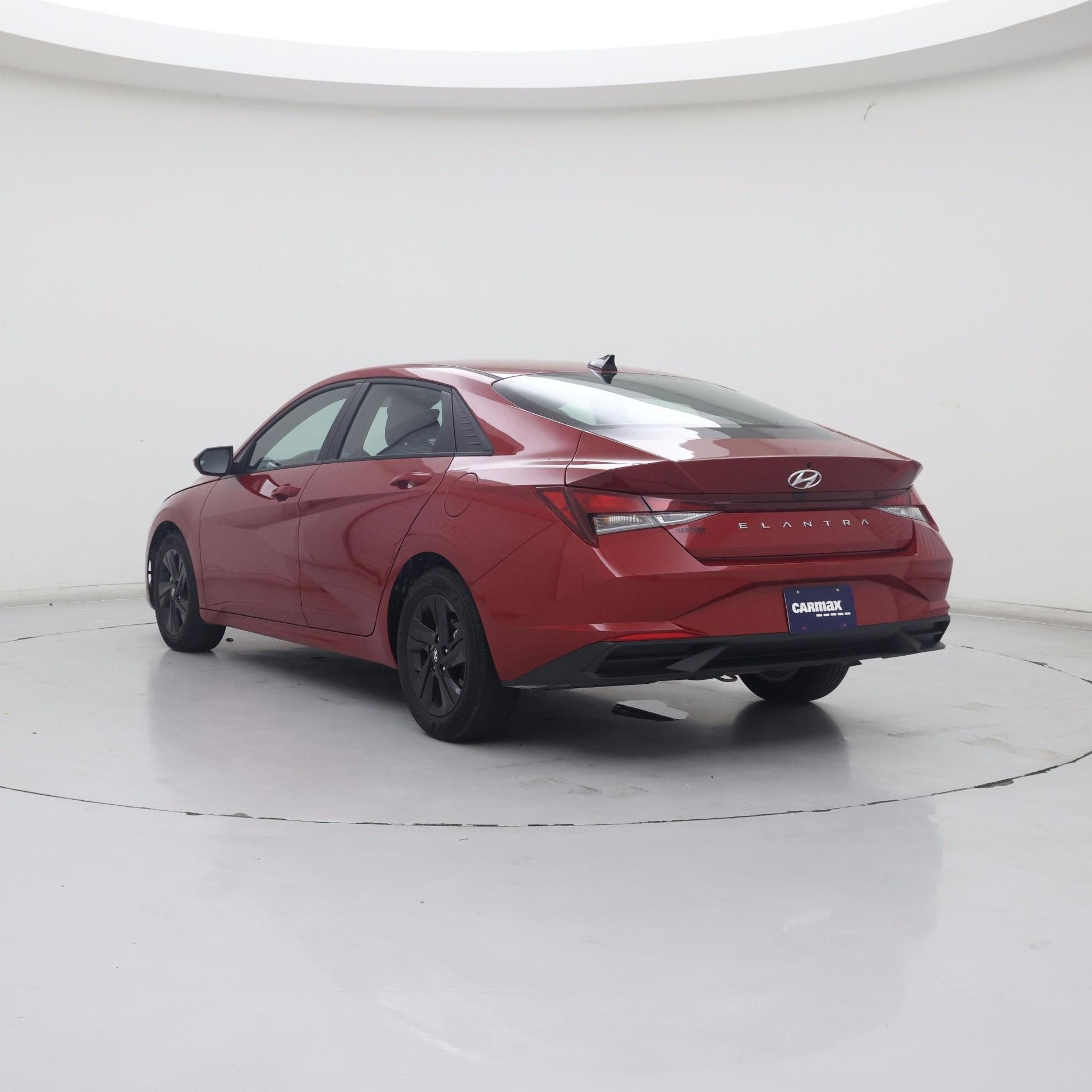 Thumbnail: 2022 Hyundai Elantra - 2