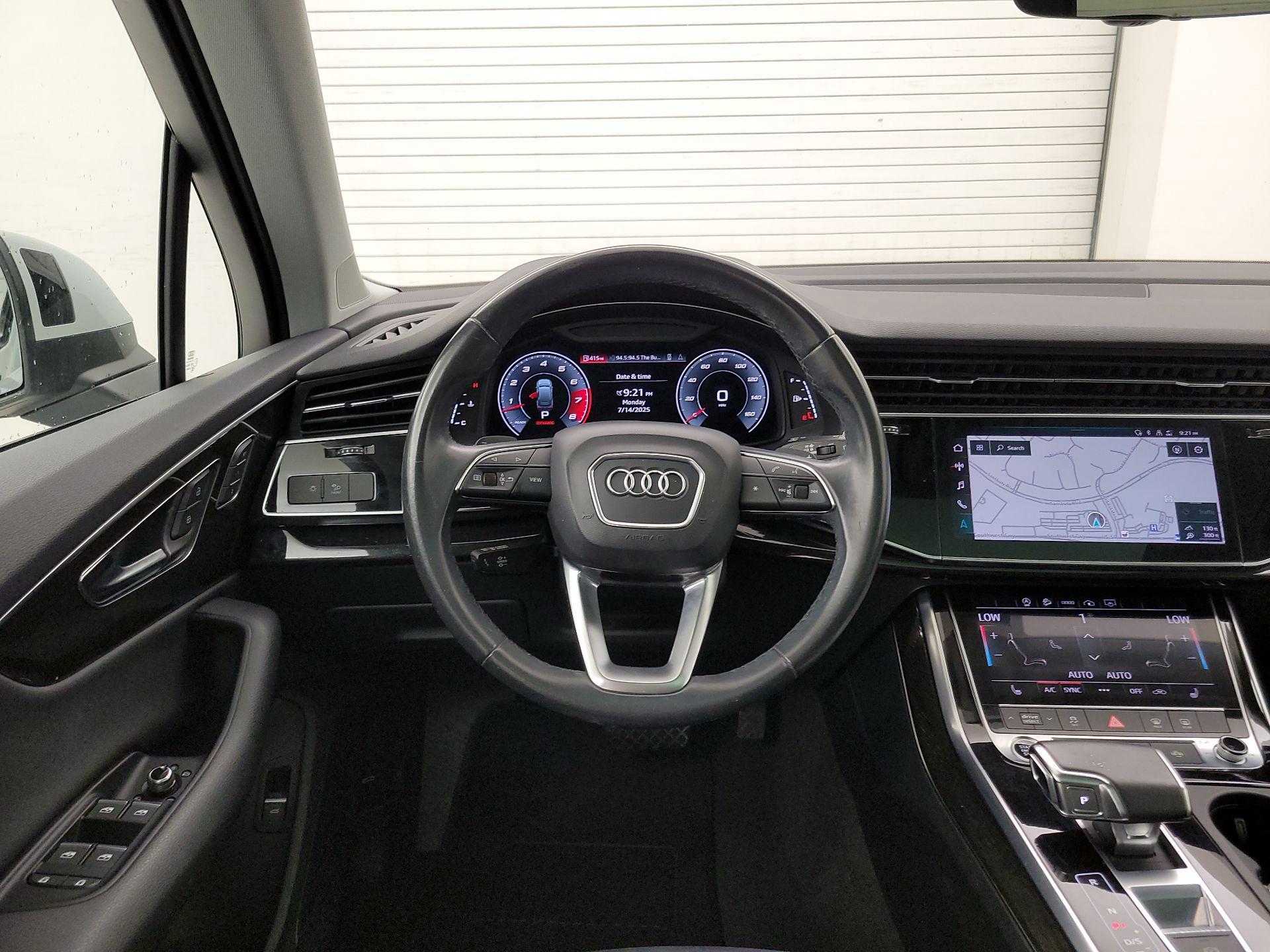 Thumbnail: 2021 Audi Q7 - 10